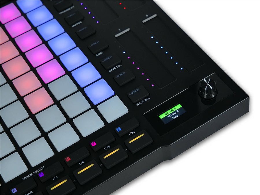 Akai APC64 (obrázek 6)