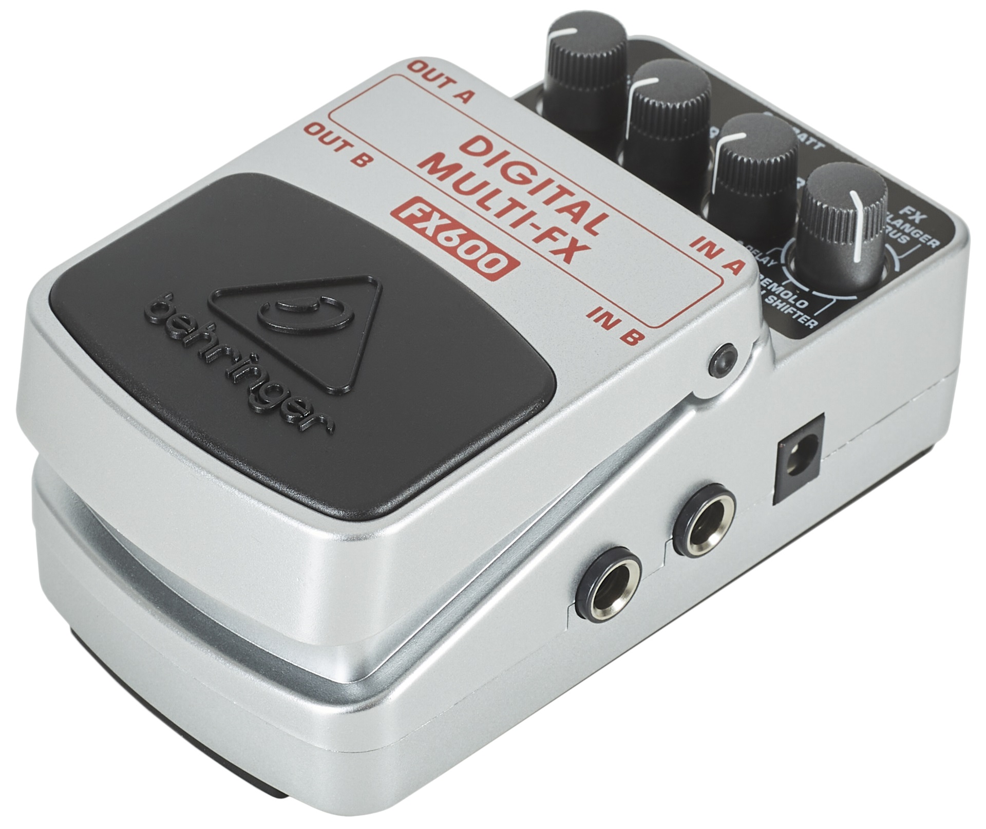 Behringer FX600 (obrázek 3)