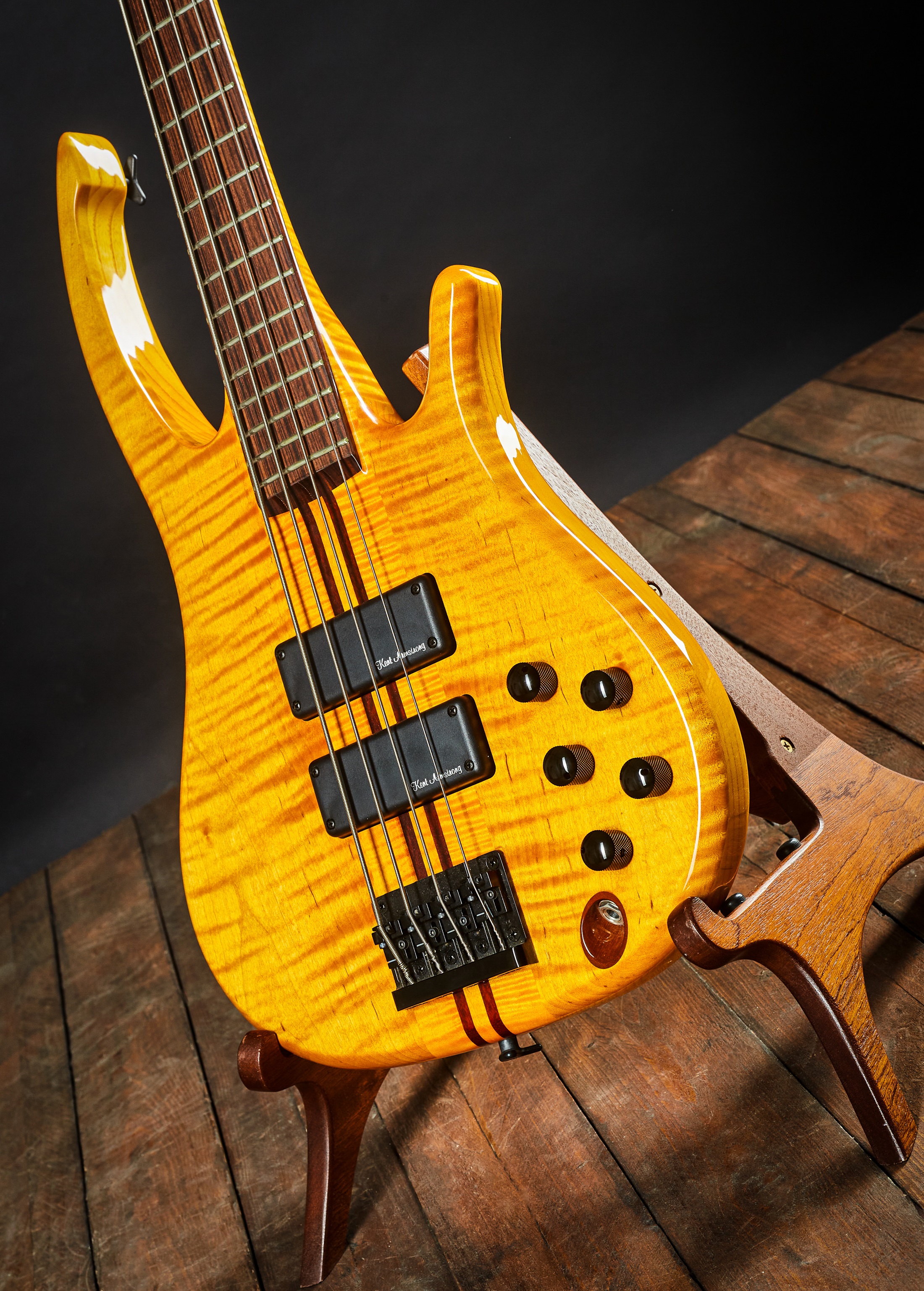 Grebeň 2008 Custom Bass 4 NT (obrázek 4)