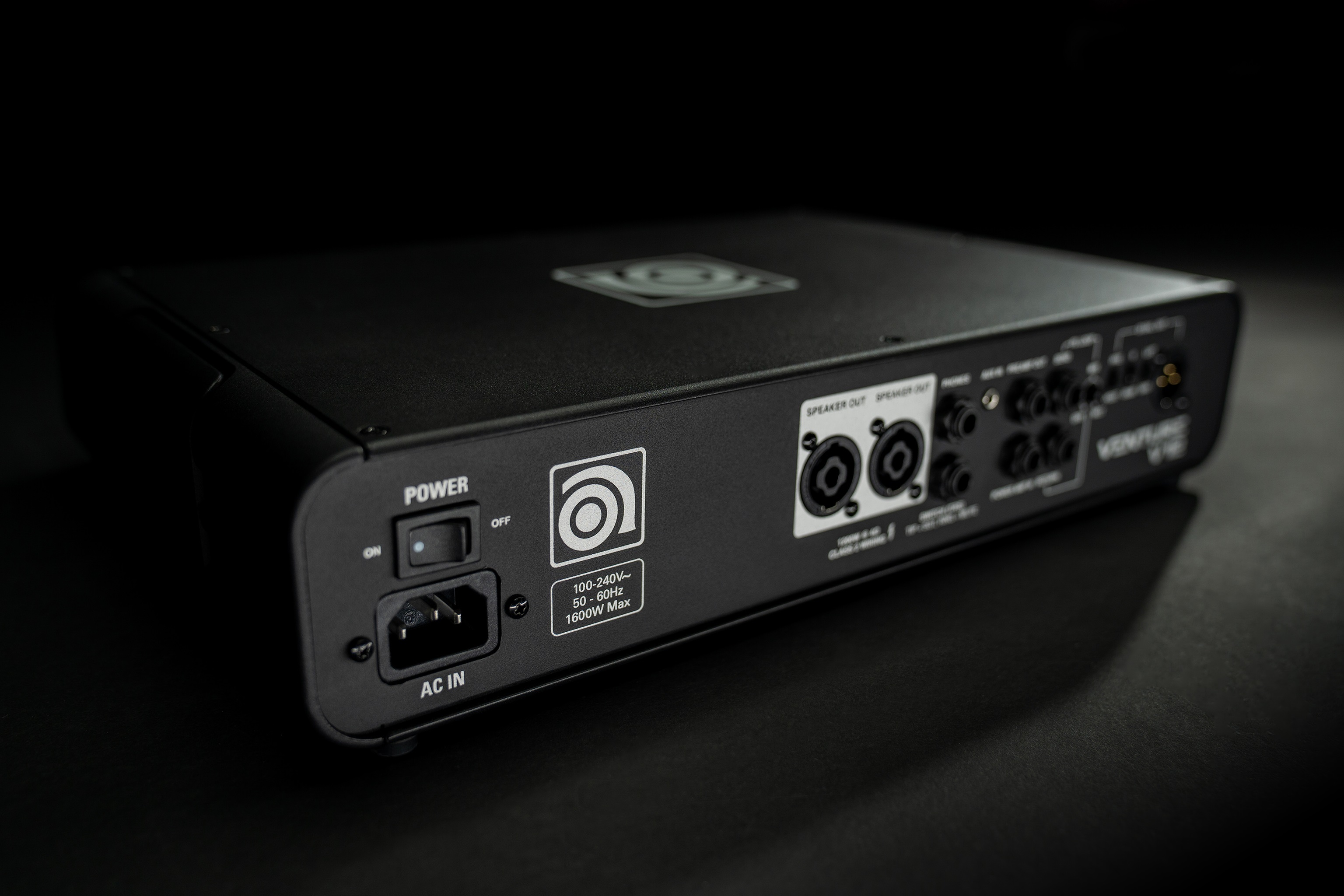 Ampeg Venture V12 (obrázek 13)