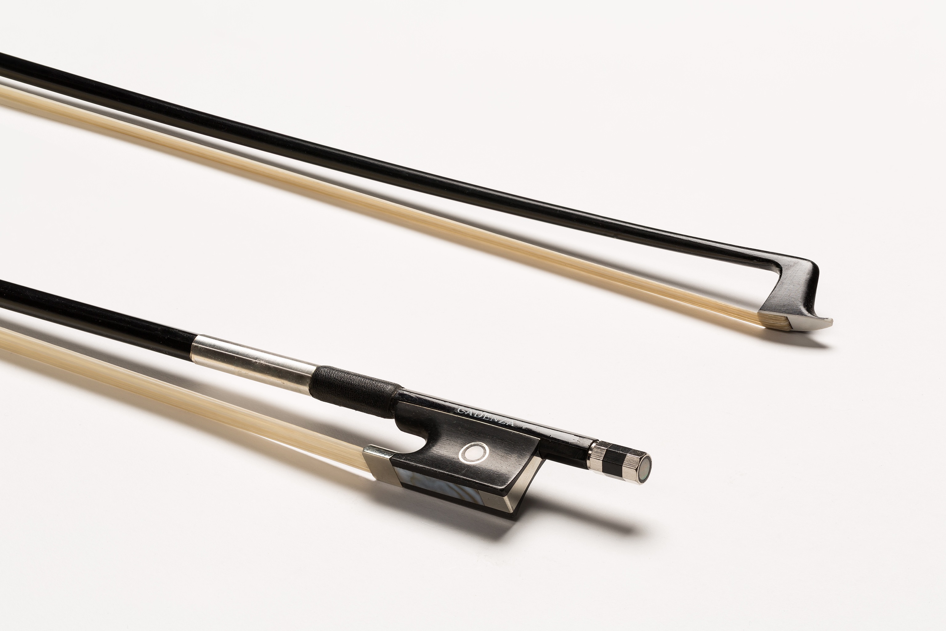 Levně Eastman Cadenza Black CF Violin Bow 4/4