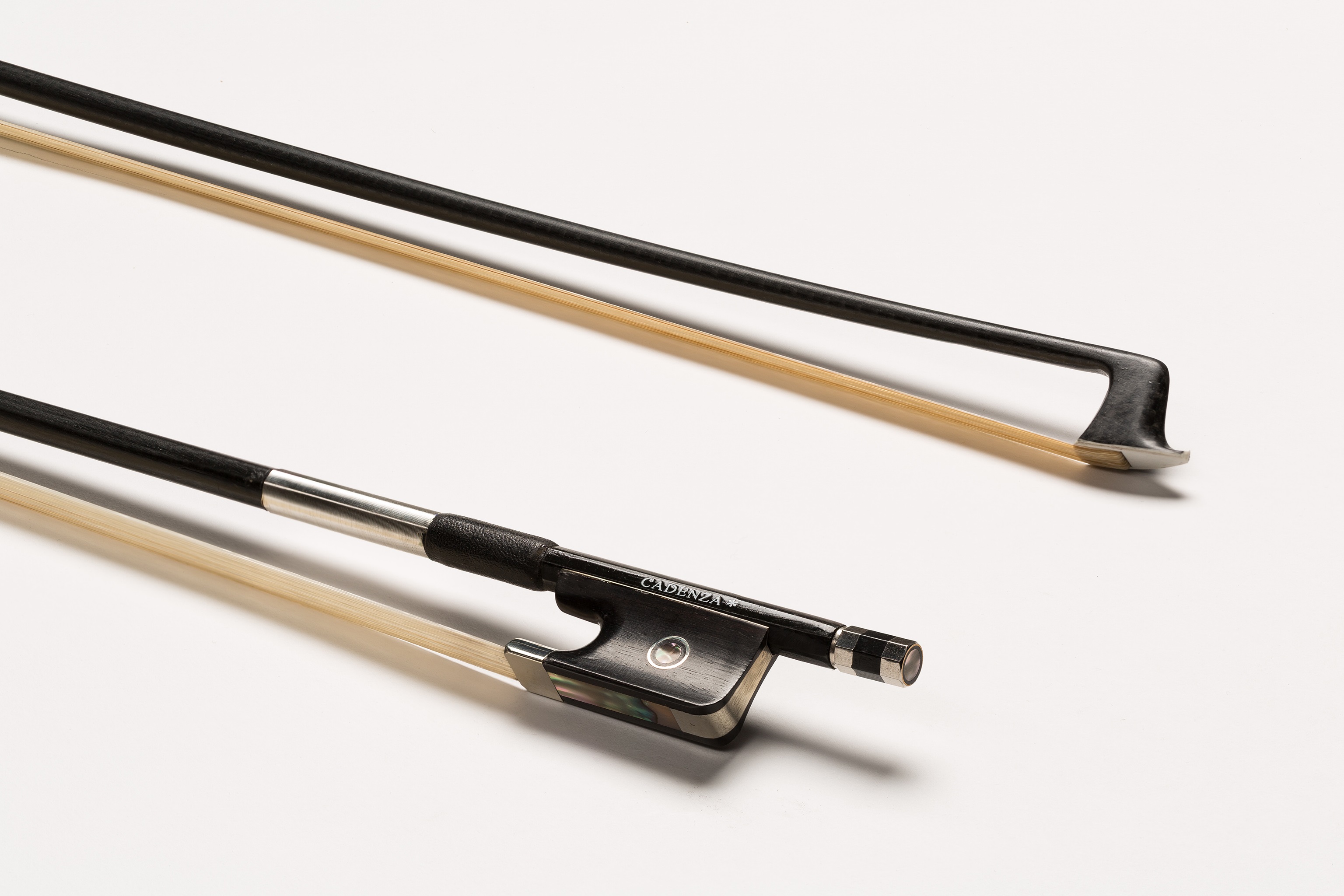Levně Eastman Cadenza 1 Star Black Woven CF 4/4 Viola Bow