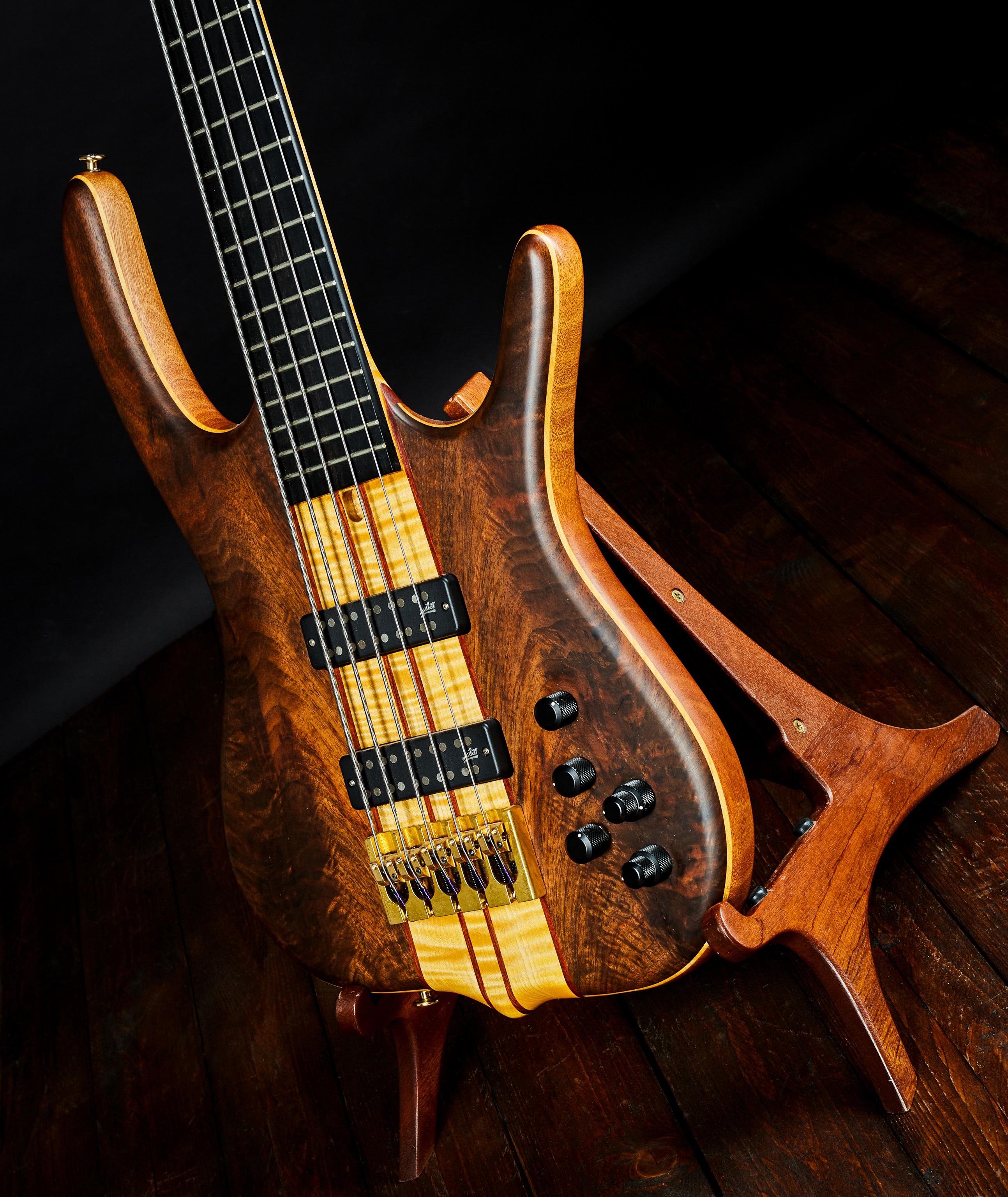 Vlček Basses 2019 BSR Clone 5 Scale-Up Body (obrázek 4)