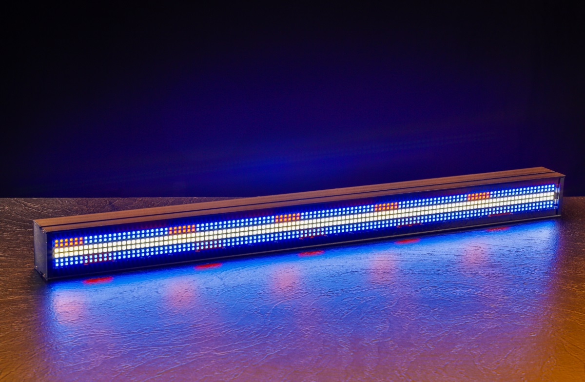 CentoLight Lightblaster L720 Strobe And Wash Light (obrázek 5)