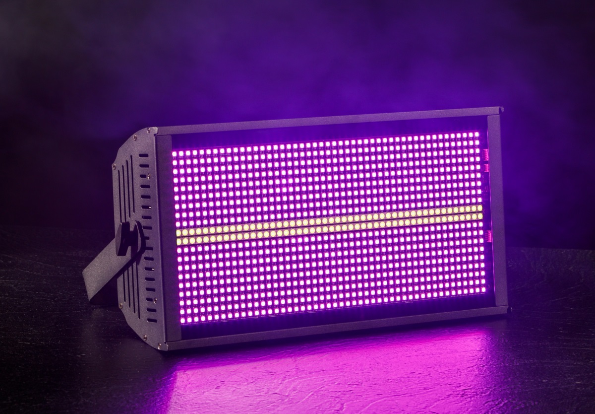 CentoLight Lightblaster S960 Strobe And Wash Light (obrázek 6)