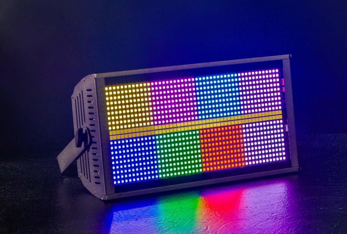 CentoLight Lightblaster S960 Strobe And Wash Light (obrázek 8)