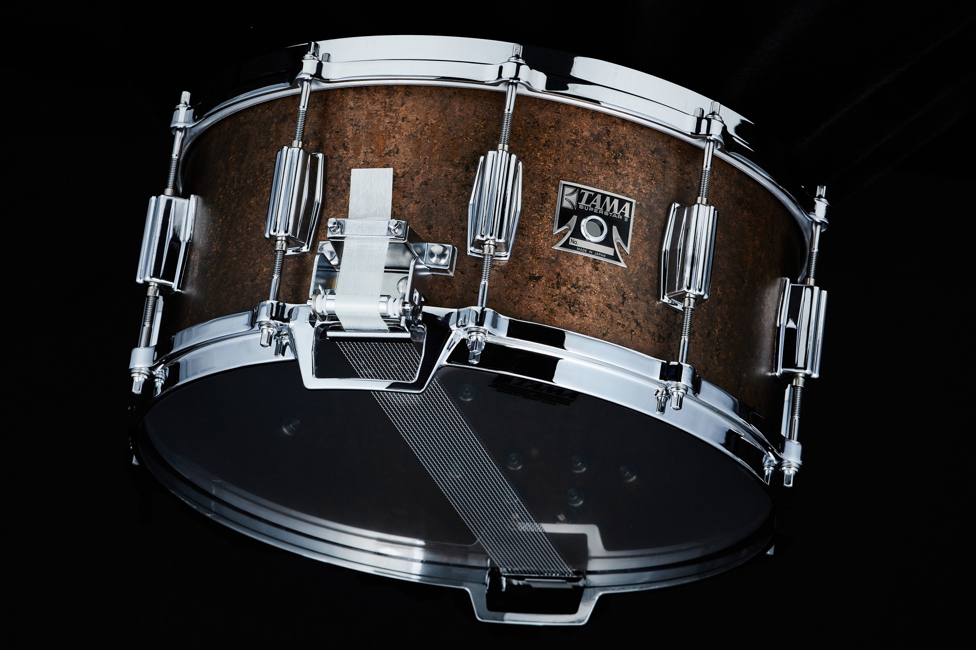 Tama 14" x 6,5" Mastercraft The Bell Brass Snare Drum (obrázek 7)
