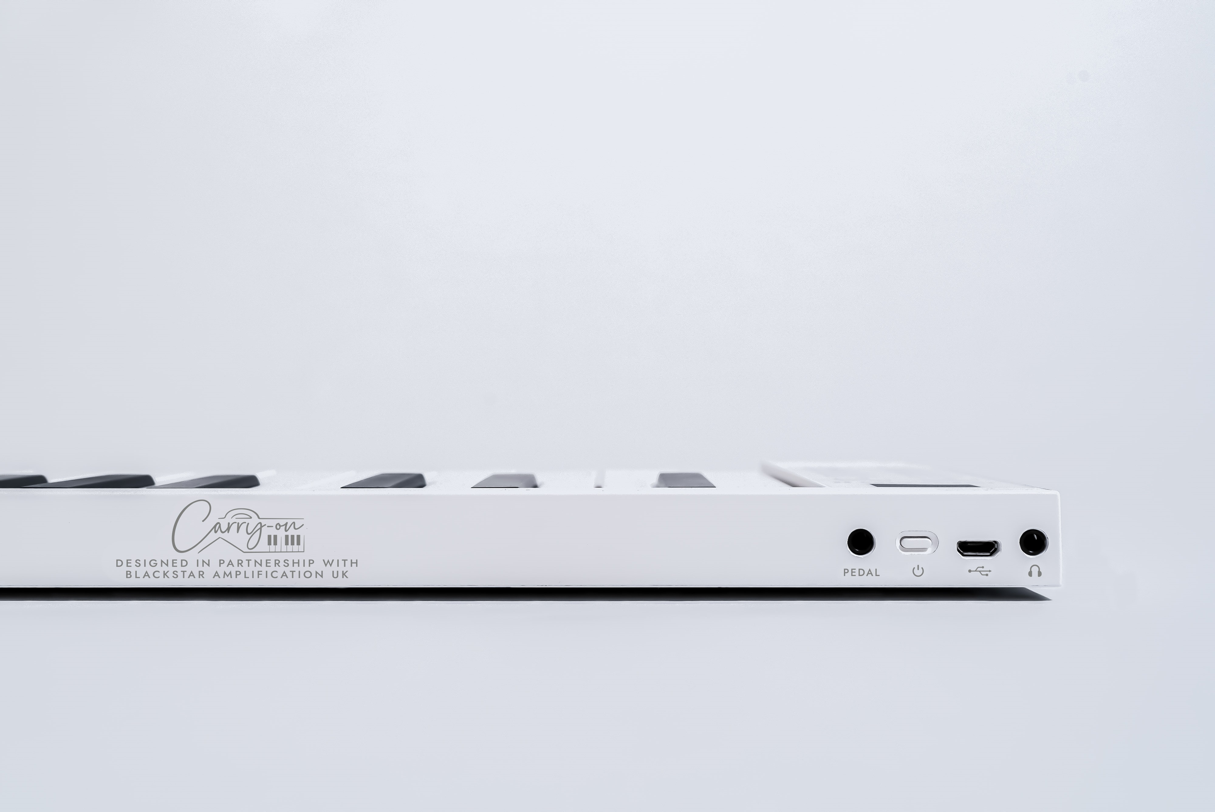Carry-On Piano 88 - White (obrázek 5)