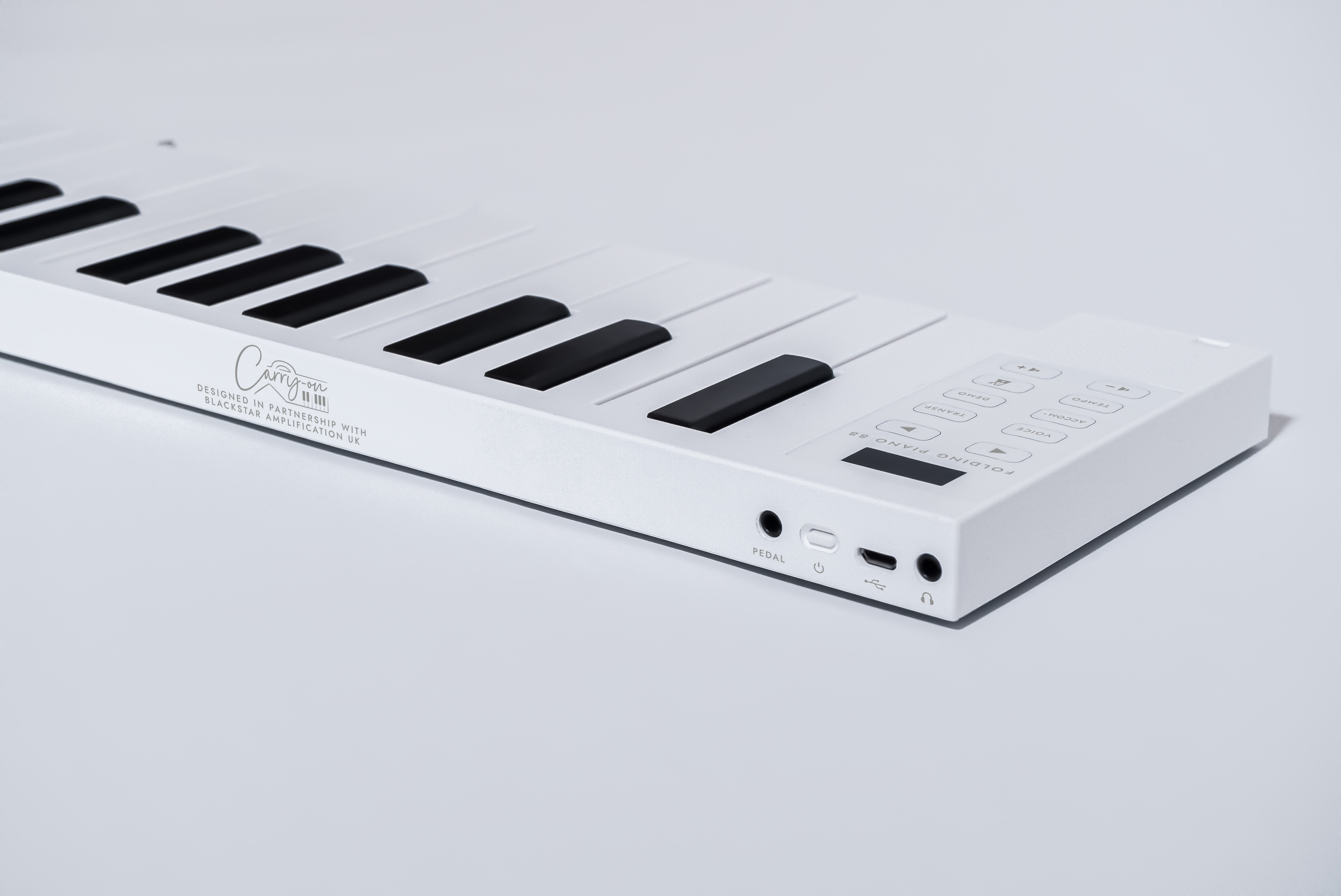 Carry-On Piano 88 - White (obrázek 6)
