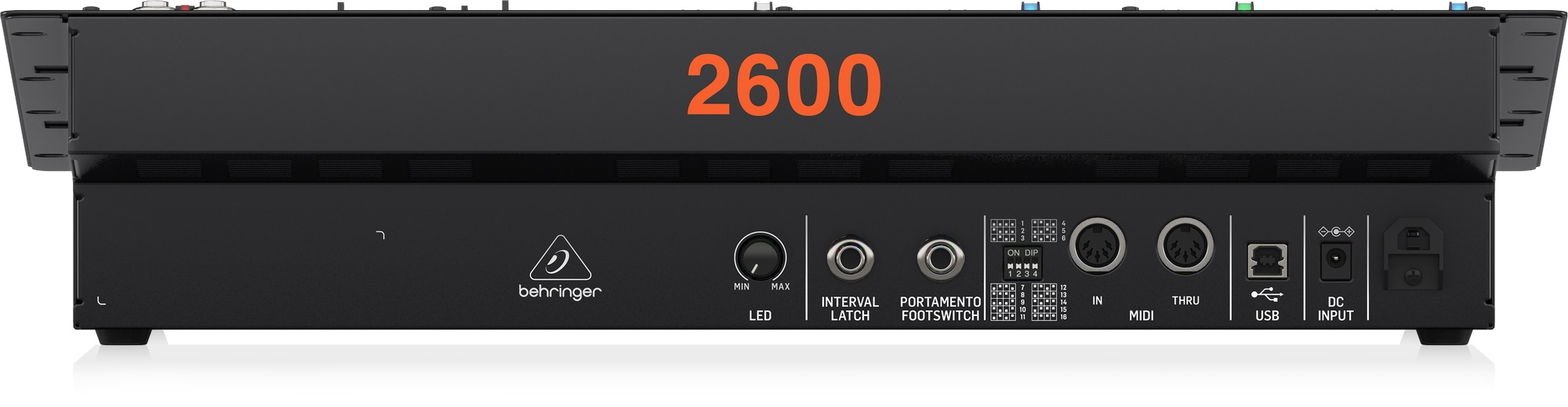 Behringer 2600 (obrázek 4)