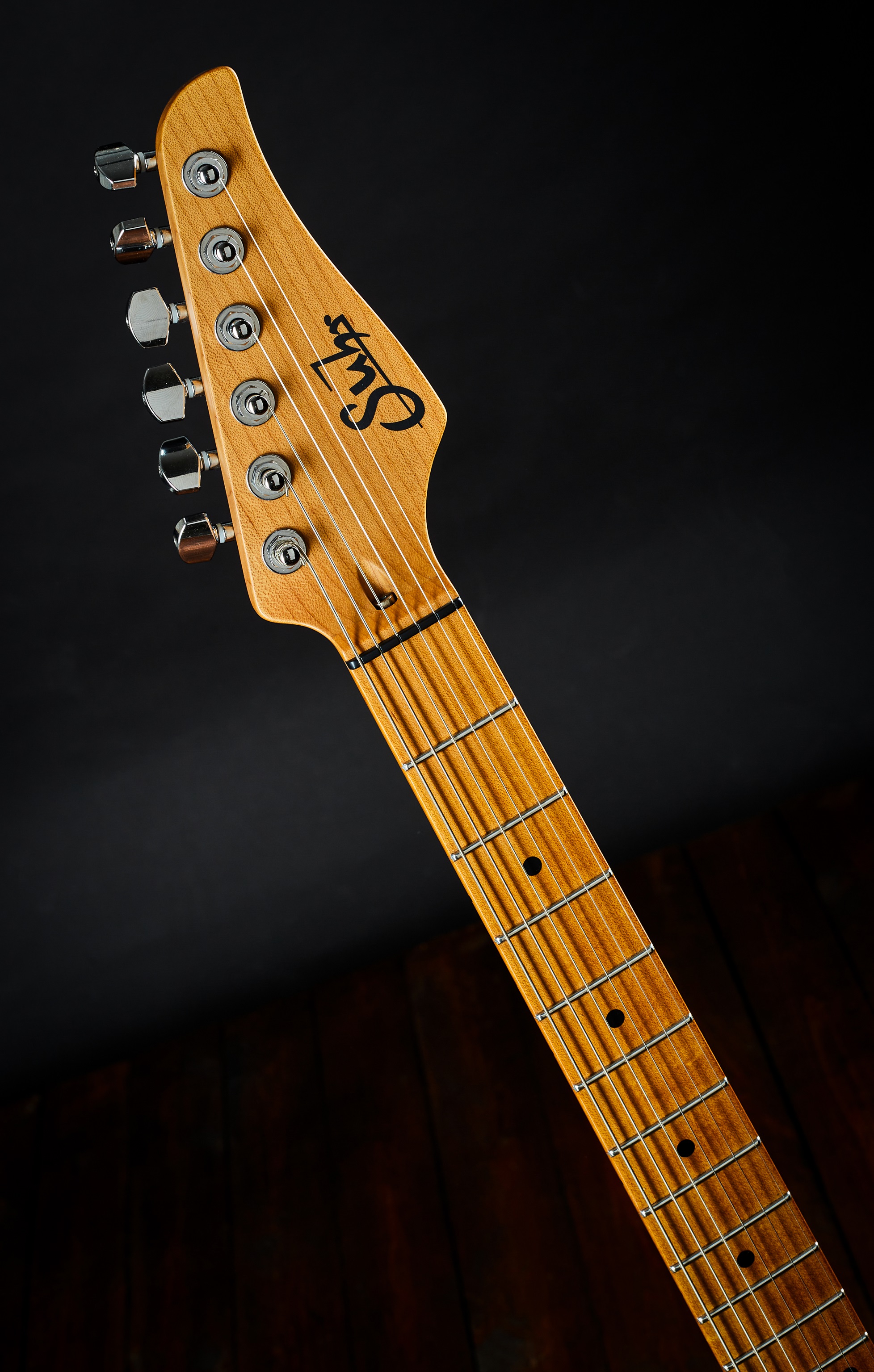 Suhr 2022 Andy Wood SS Modern T War Black (obrázek 5)