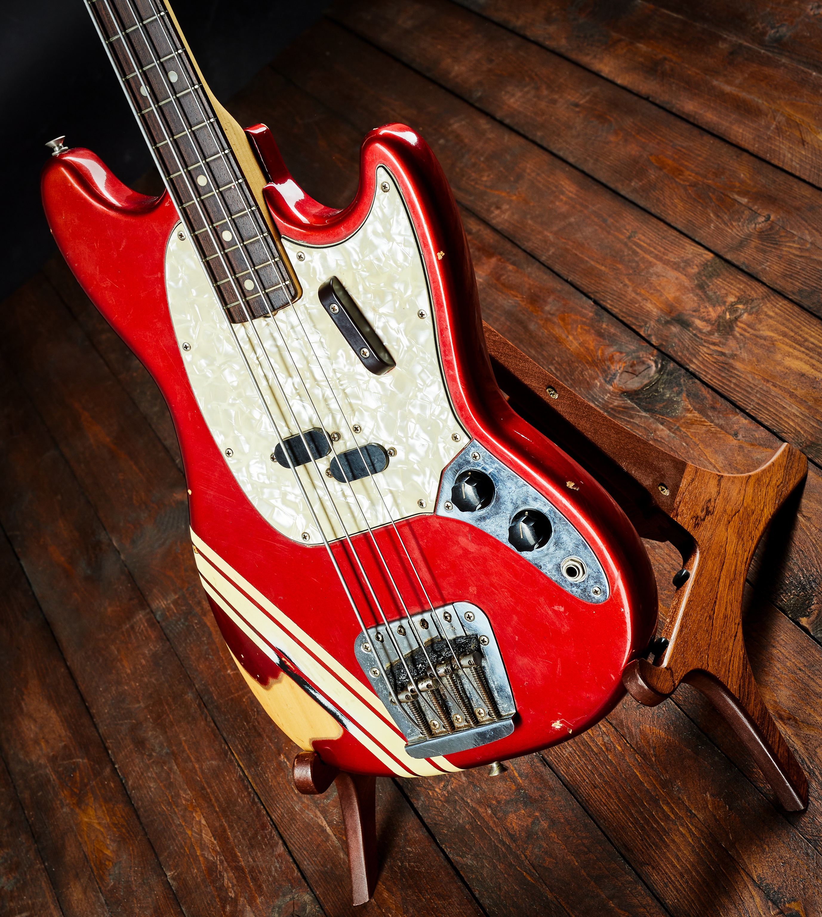 Fender 1973 Mustang Bass Competition Red (obrázek 4)