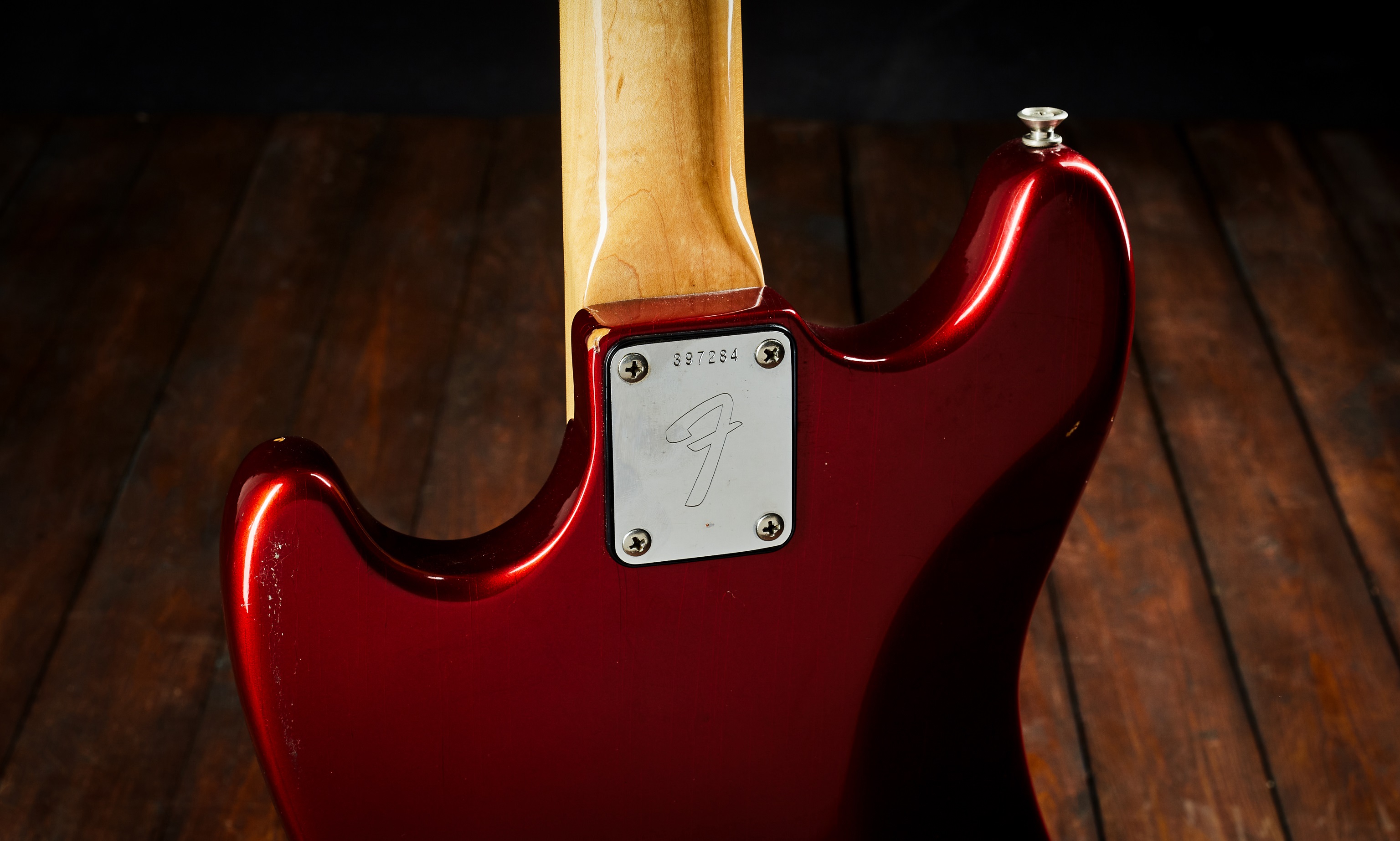 Fender 1973 Mustang Bass Competition Red (obrázek 5)