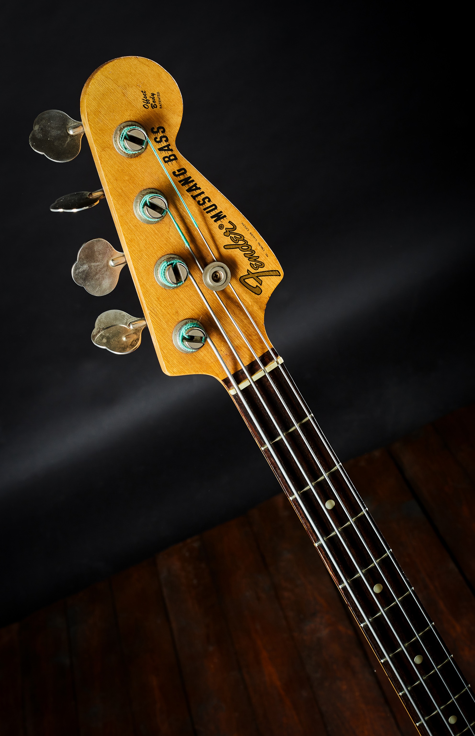 Fender 1973 Mustang Bass Competition Red (obrázek 6)