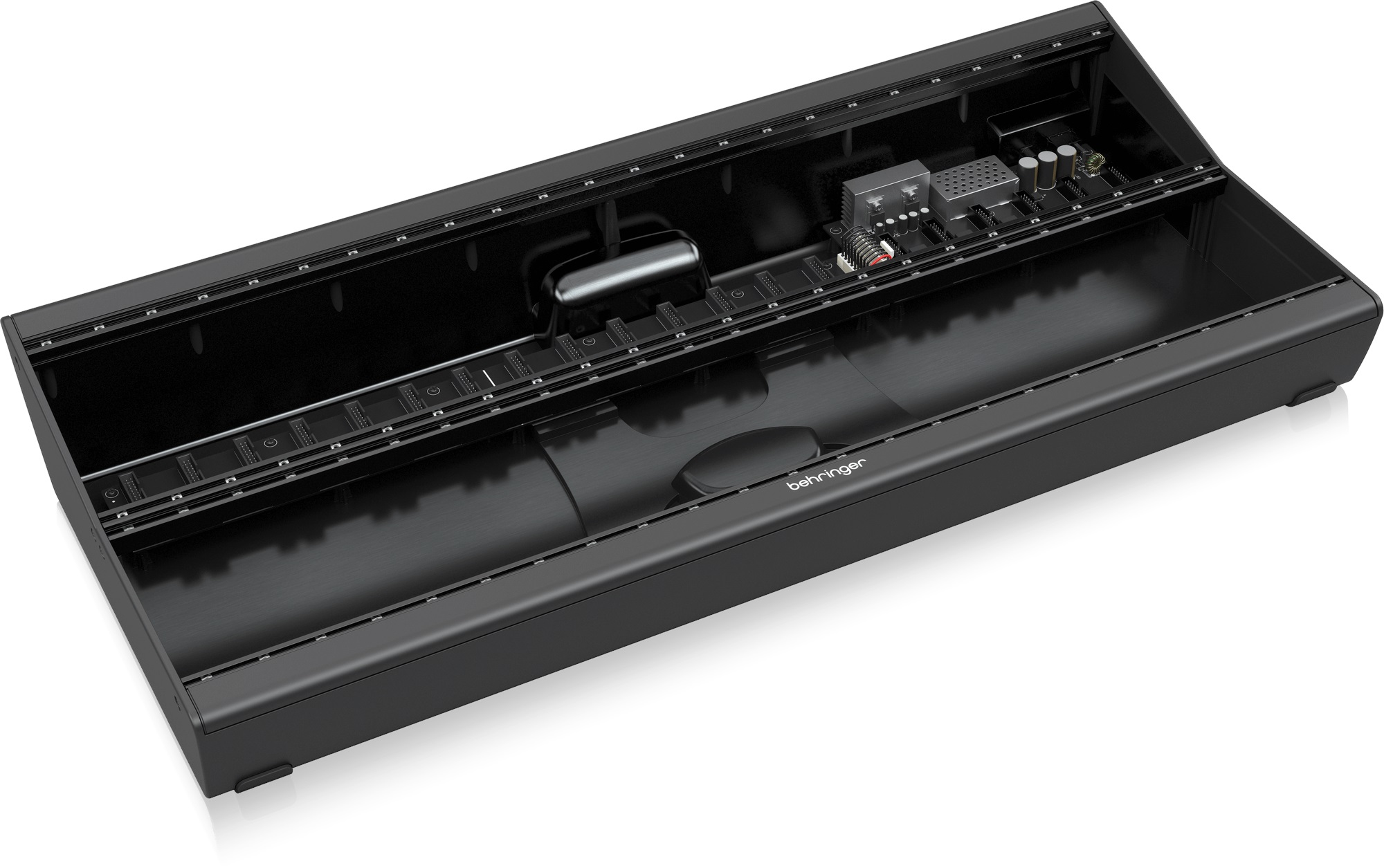 Behringer EURORACK GO (obrázek 3)