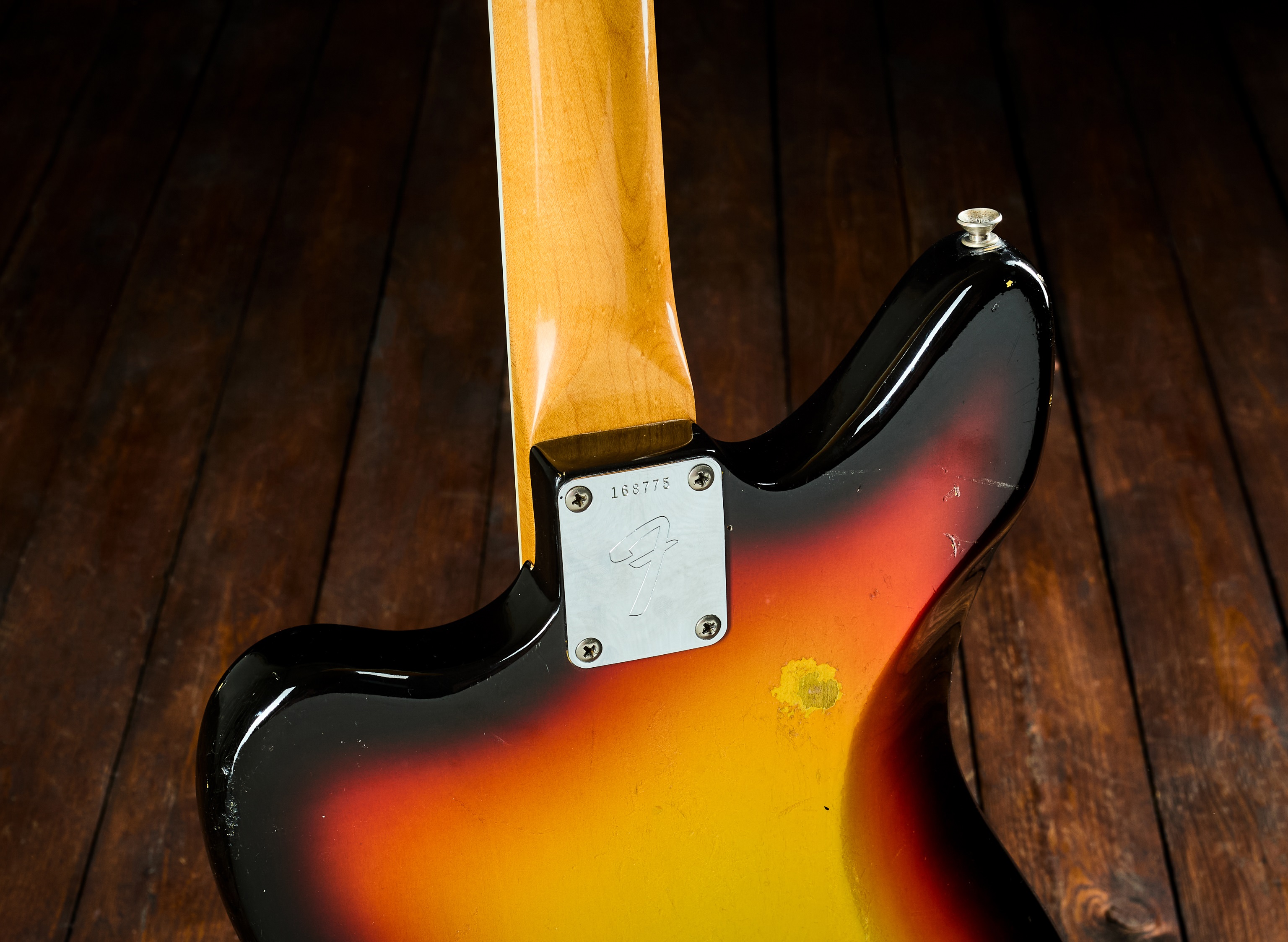 Fender 1966 Jaguar (obrázek 5)