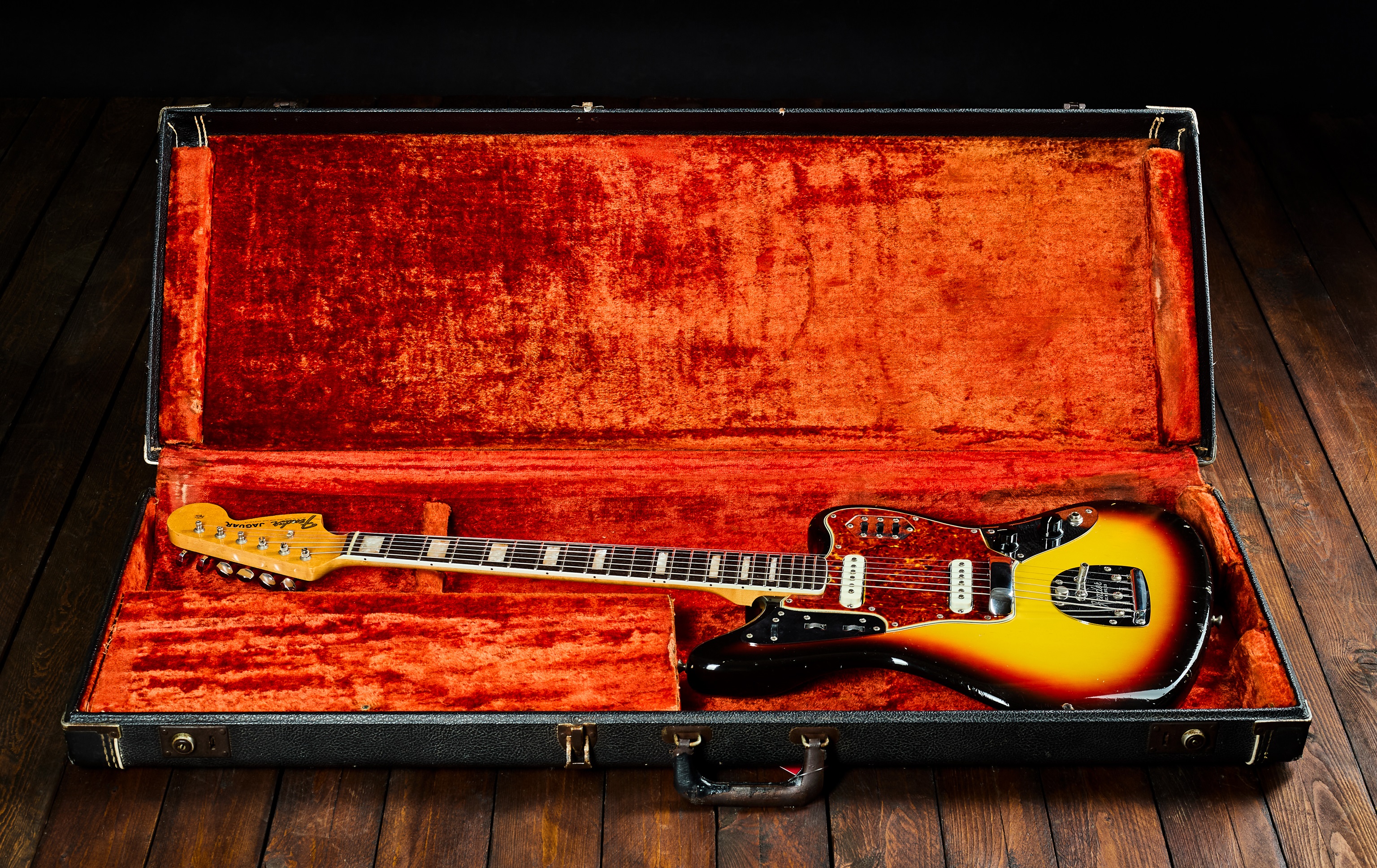 Fender 1966 Jaguar (obrázek 8)