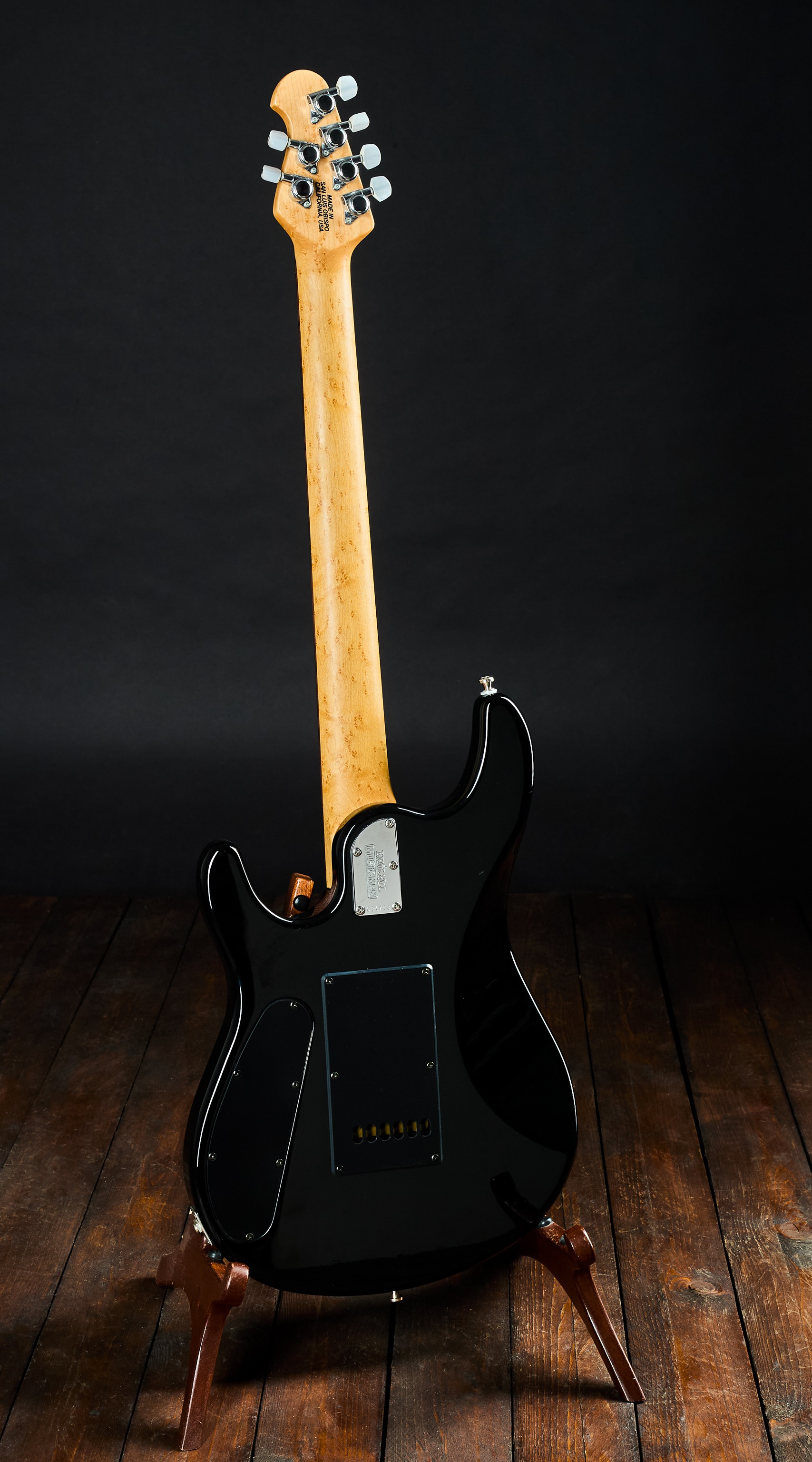 Music Man 2004 Petrucci JP6 Black (obrázek 3)