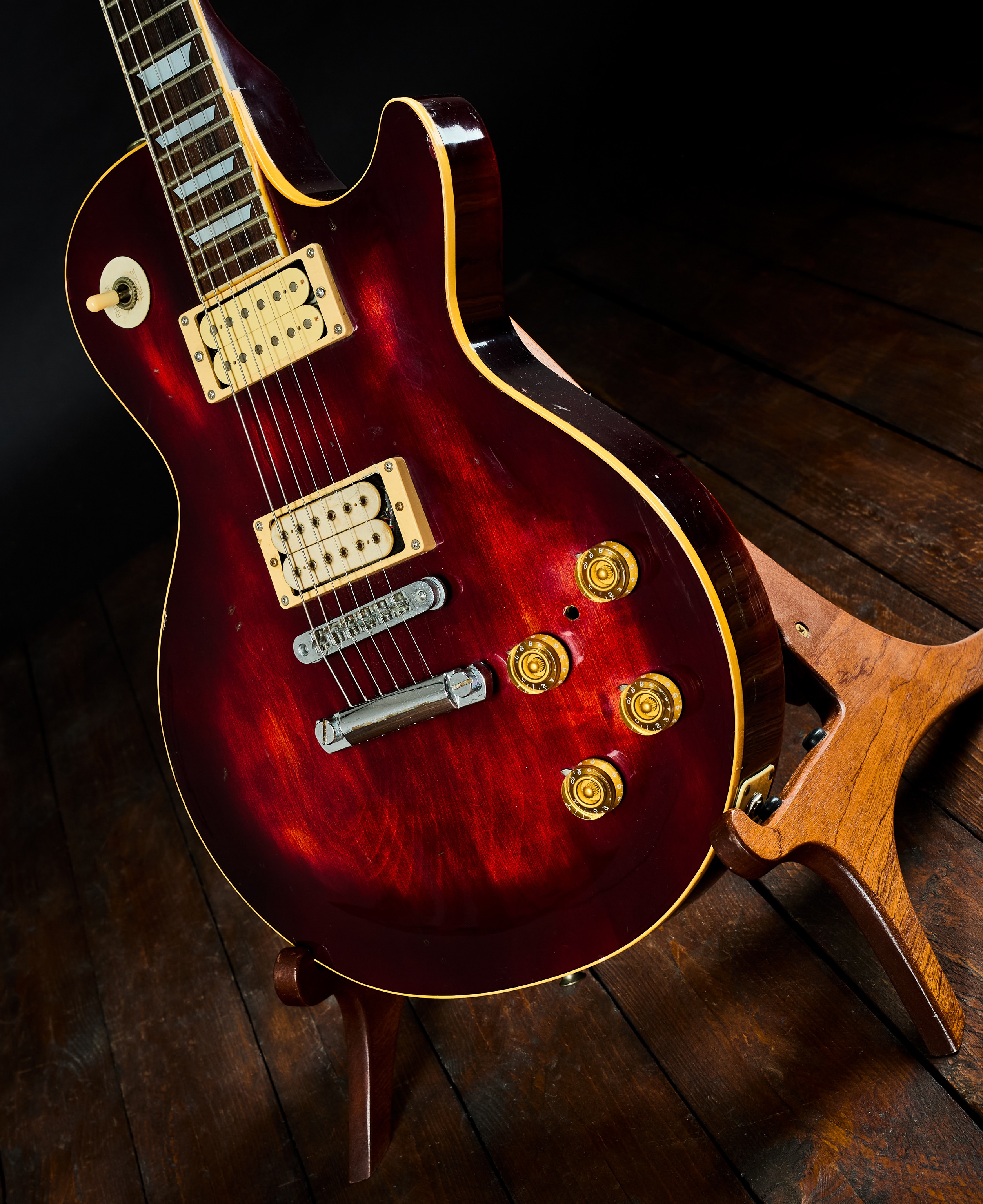 Aria Pro 2 70s LS600 Wine Red (obrázek 4)