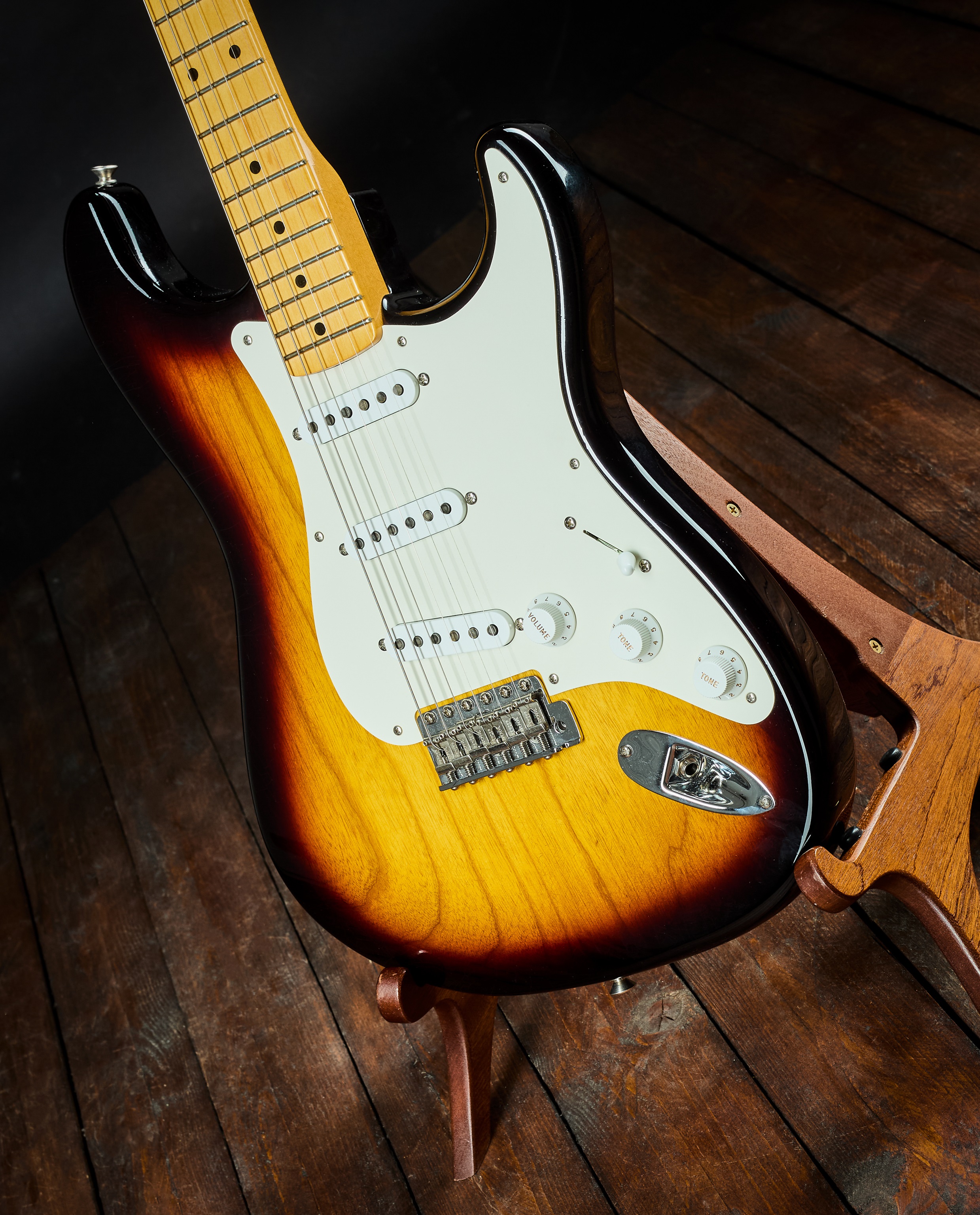 Fender Custom Shop 2023 Stratocaster 55 DLX Closet Classic (obrázek 4)