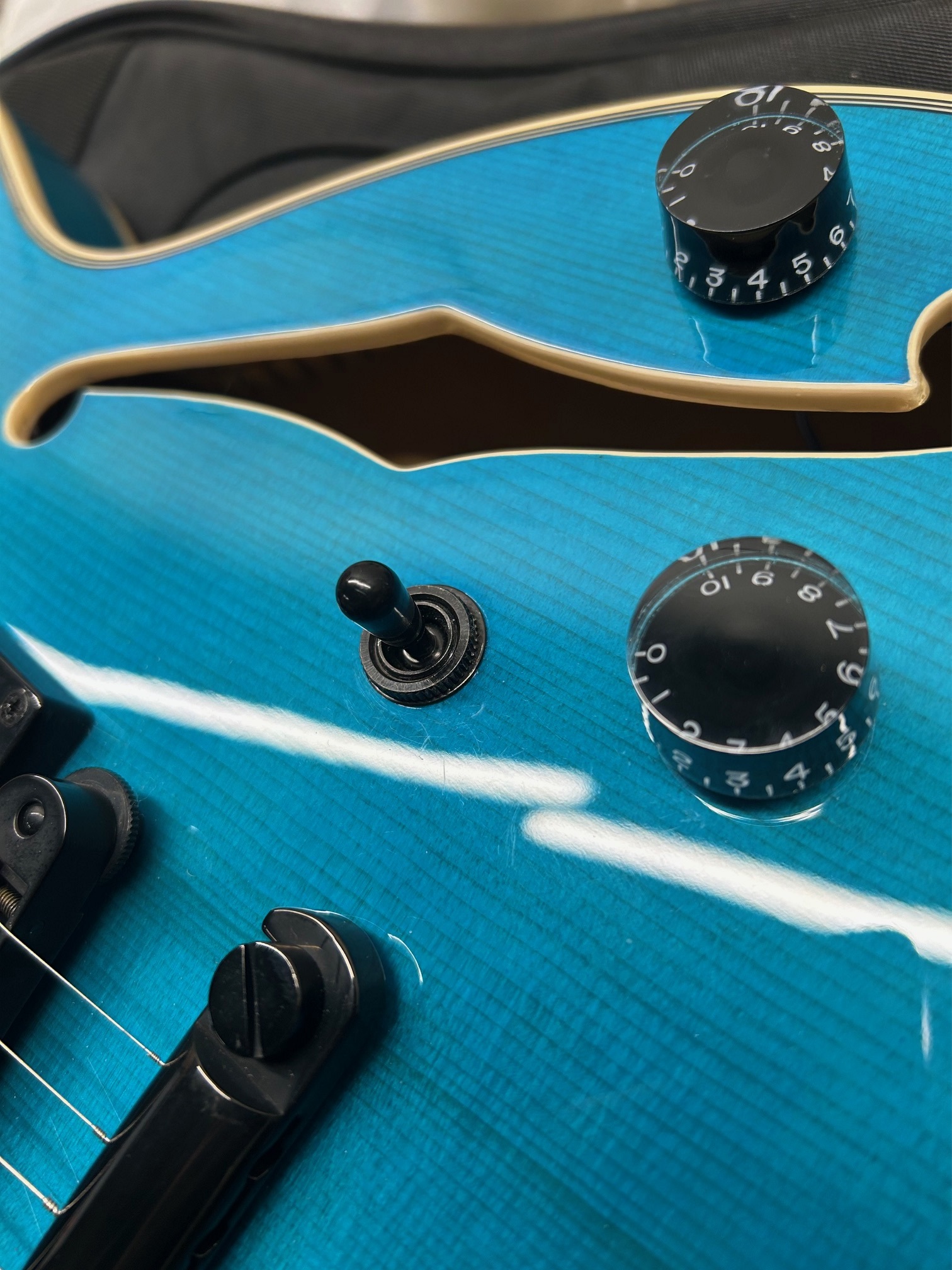 D'Angelico Premier SS Fabrizio Sotti Signature Fabrizio Blue (použité) (obrázek 10)