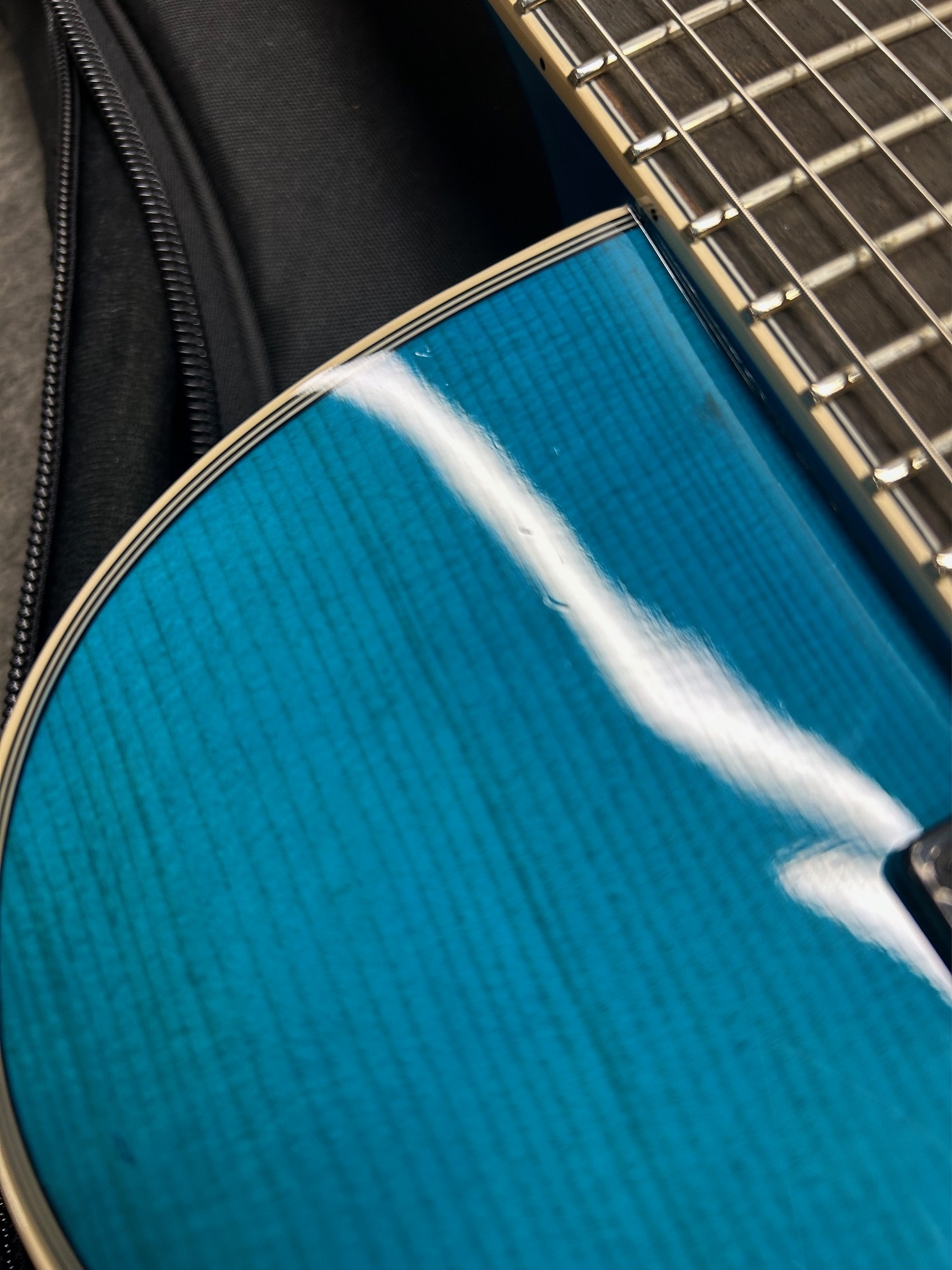 D'Angelico Premier SS Fabrizio Sotti Signature Fabrizio Blue (použité) (obrázek 9)