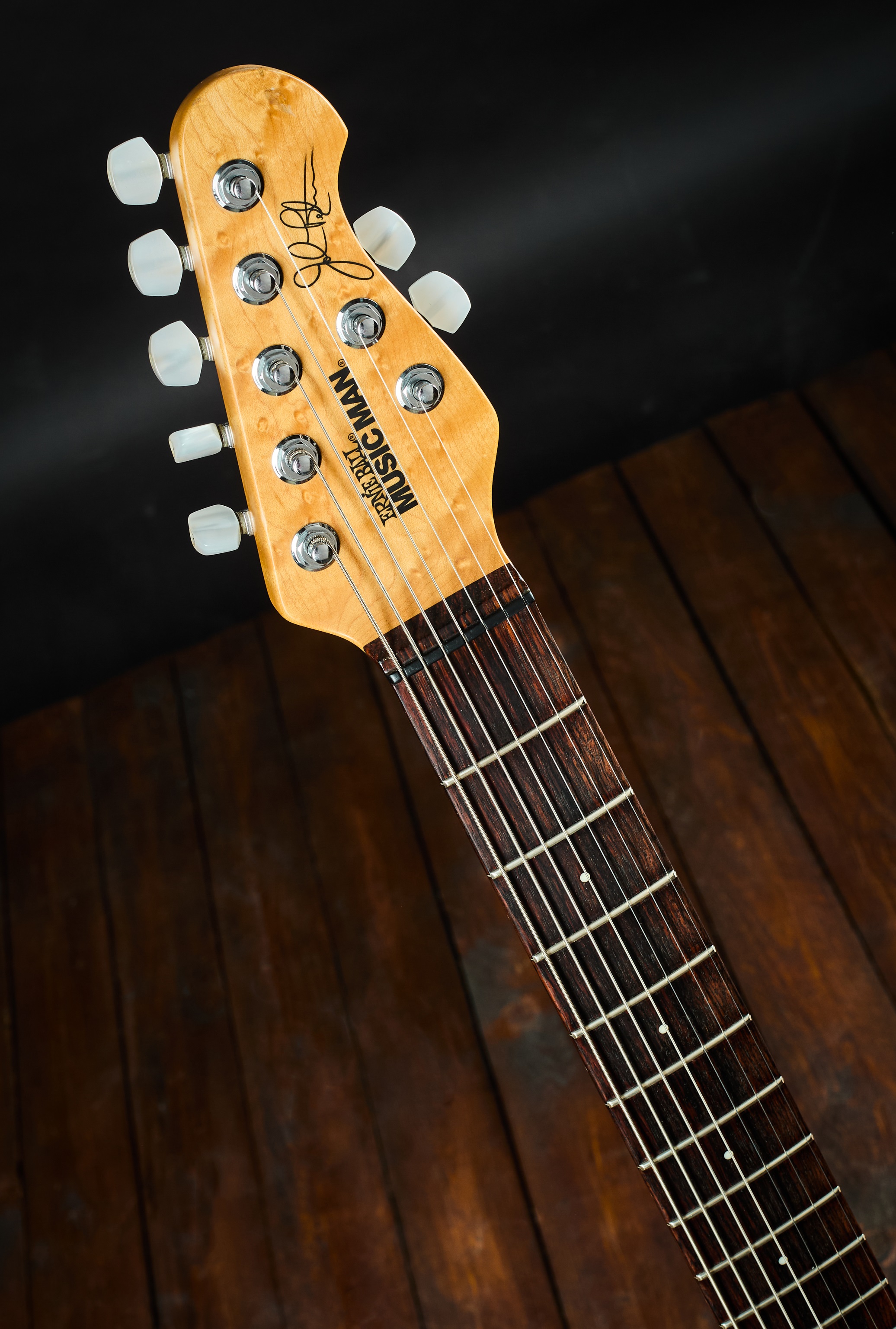 Music Man 2003 Petrucci Piezo JP7 Pearl Redburst (obrázek 6)
