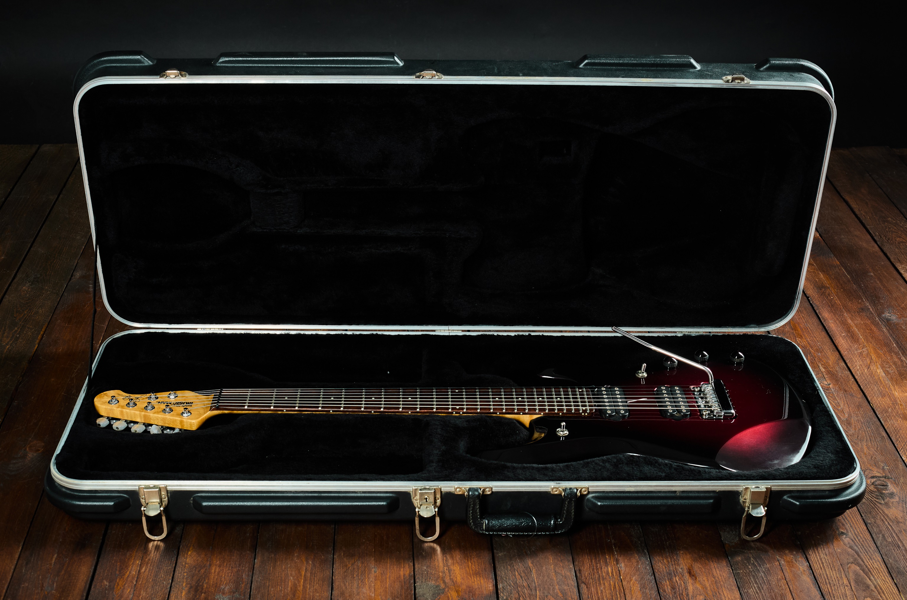 Music Man 2003 Petrucci Piezo JP7 Pearl Redburst (obrázek 8)