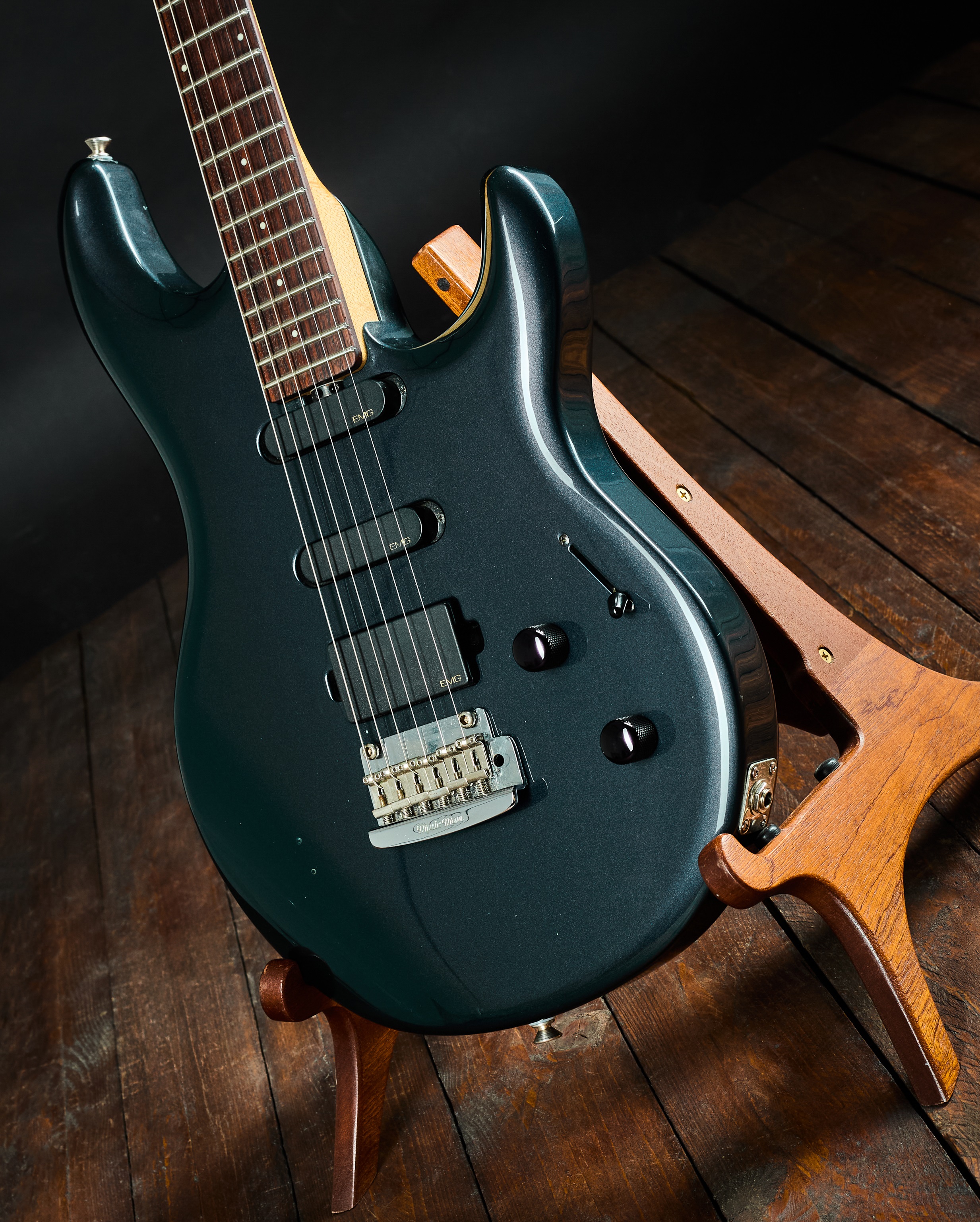 Music Man 2006 Luke II Carbon Blue Pearl (obrázek 4)
