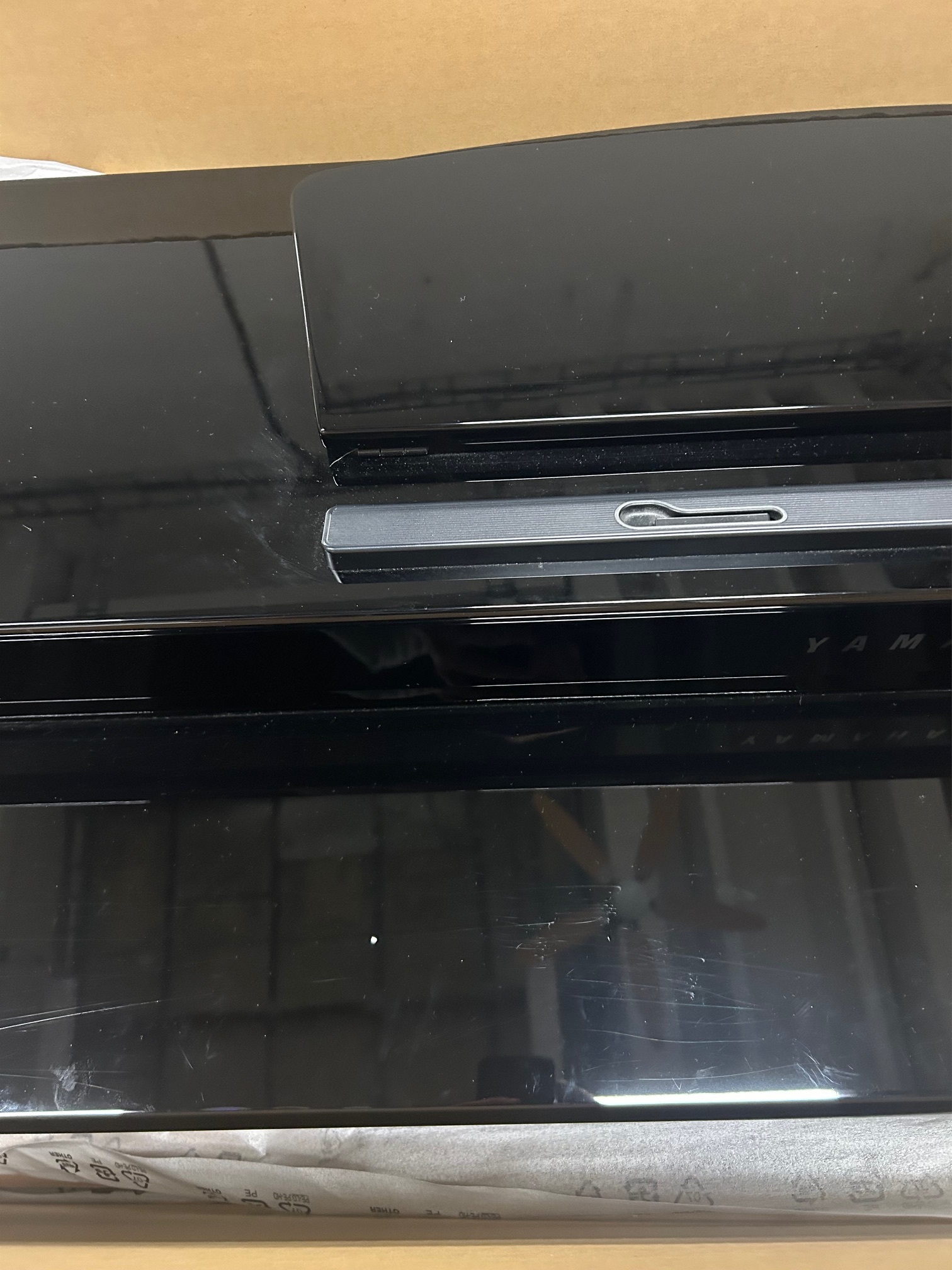 Yamaha CLP-735PE (použité) (obrázek 3)