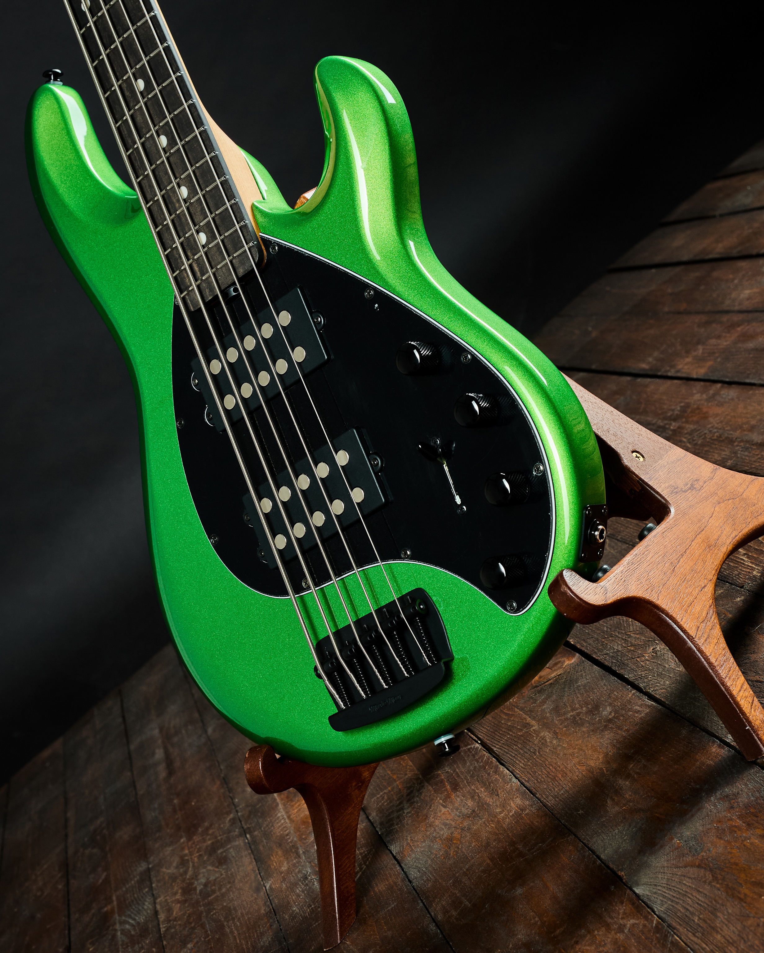 Music Man 2024 StingRay Special 5HH Kiwi Green (obrázek 4)