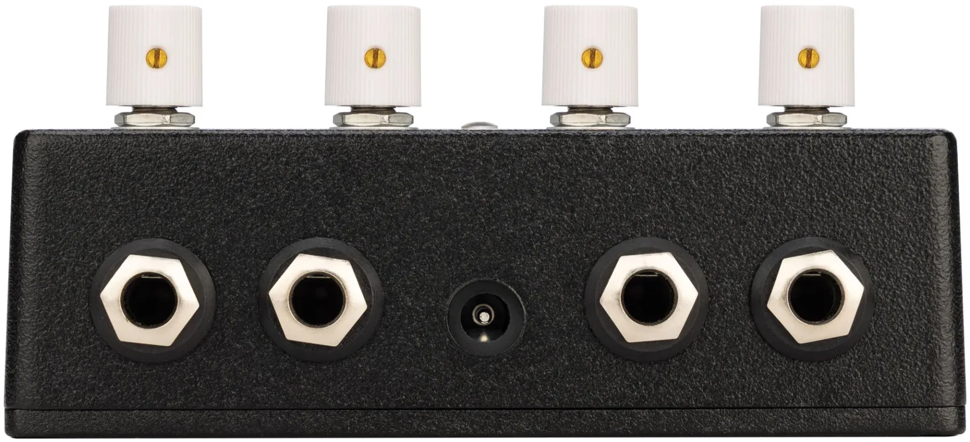 Earthquaker Devices Four To One Mixer (obrázek 5)