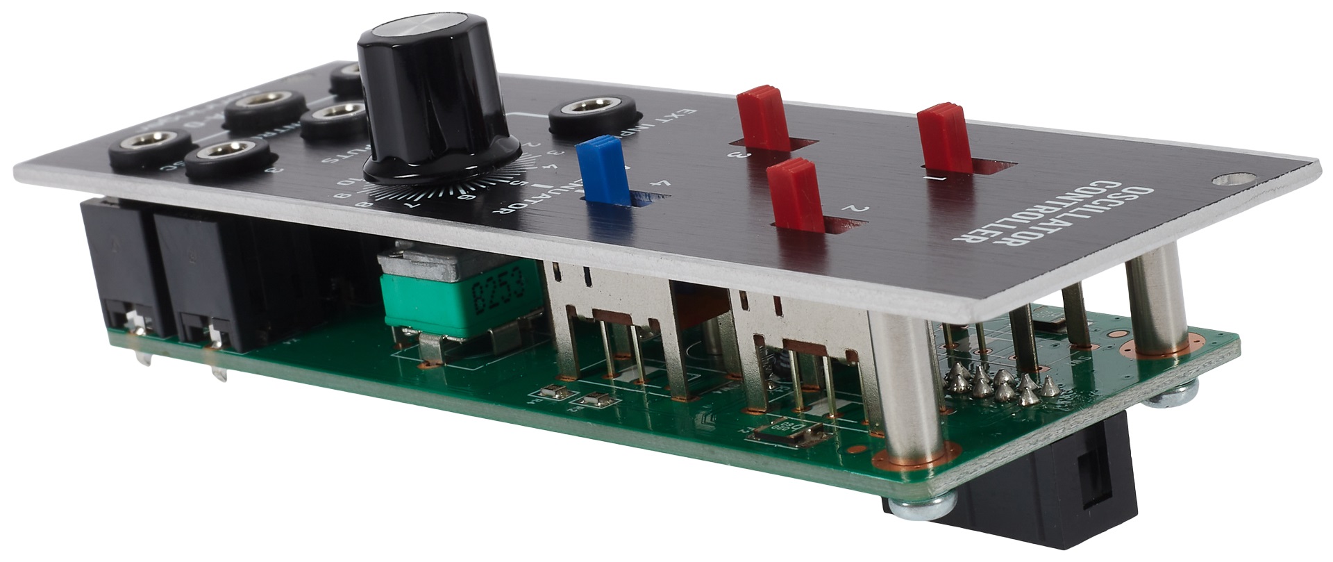 Behringer CP3A-O OSCILLATOR CONTROLLER (obrázek 3)