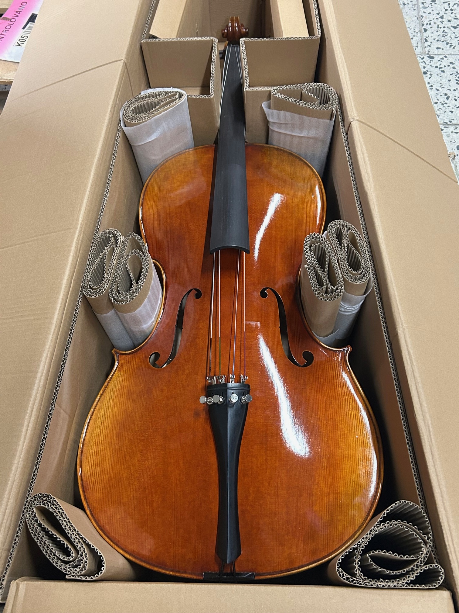 Bacio Instruments Master Grade Cello (AC500) 4/4 (použité) (obrázek 12)