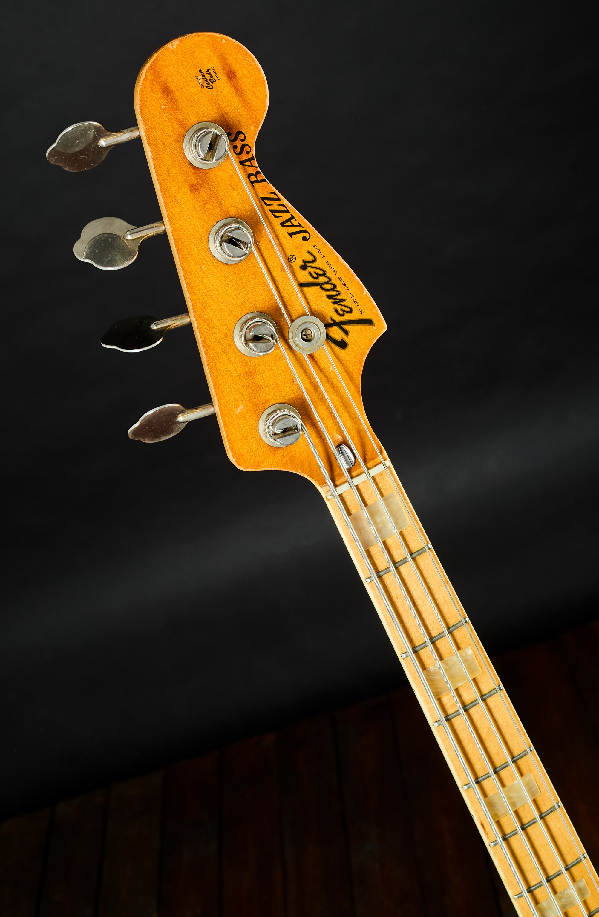 Fender 1975 Jazz Bass Natural (obrázek 6)