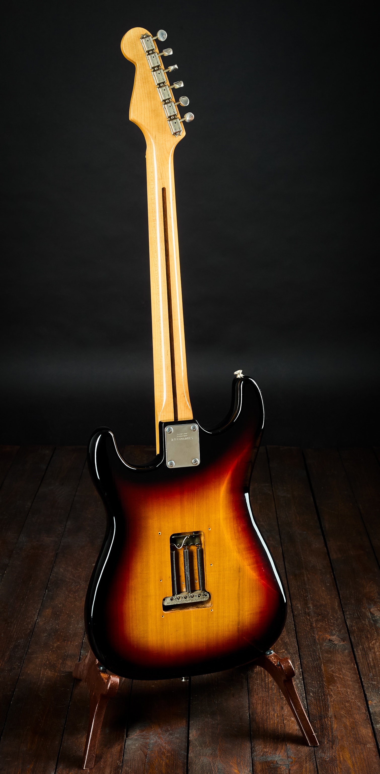 Fernandes 1980 Stone Logo 65T Strat 3TSB (obrázek 3)
