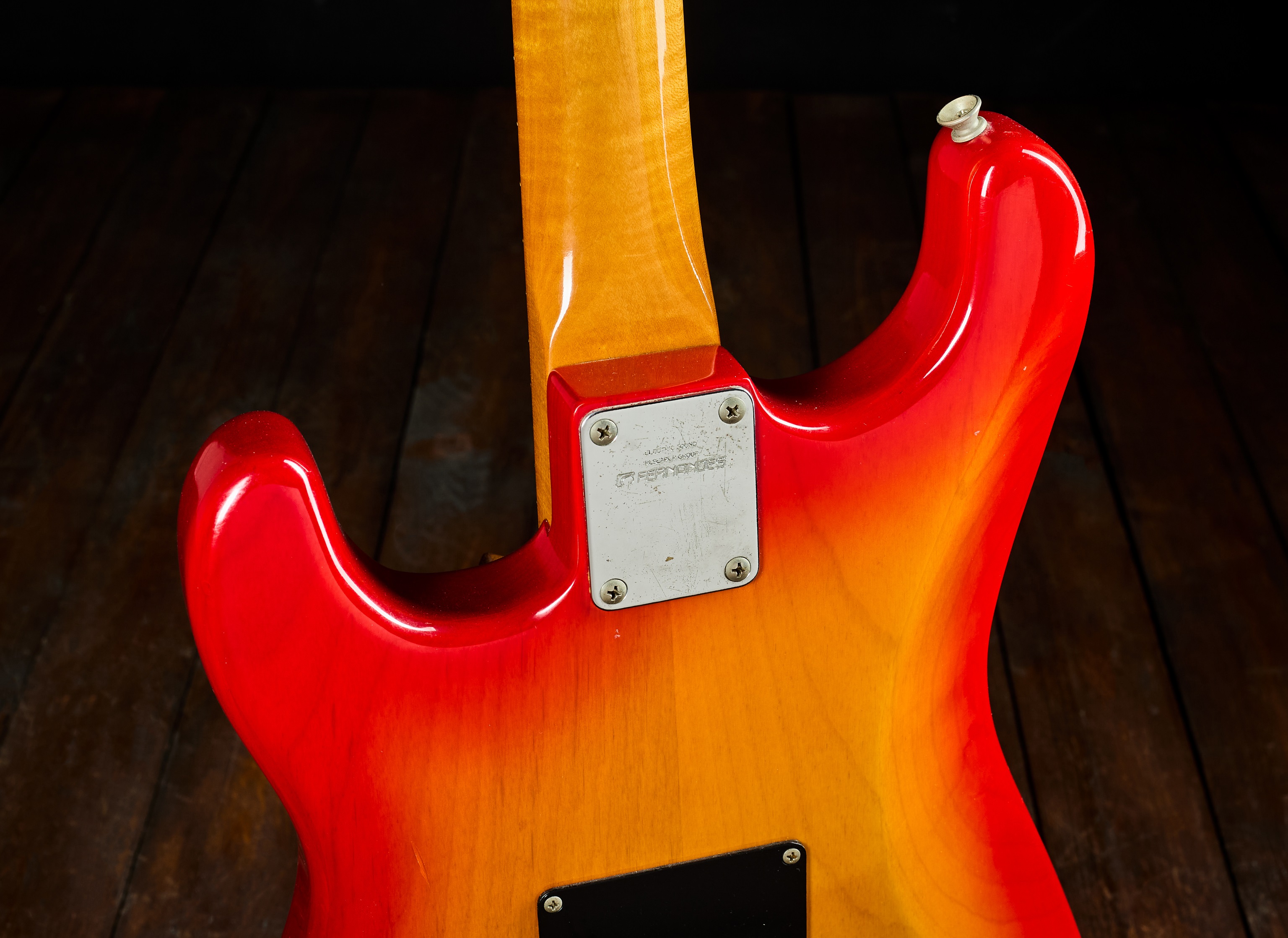 Fernandes 1985 Function Sienna Strat No Logo (obrázek 5)