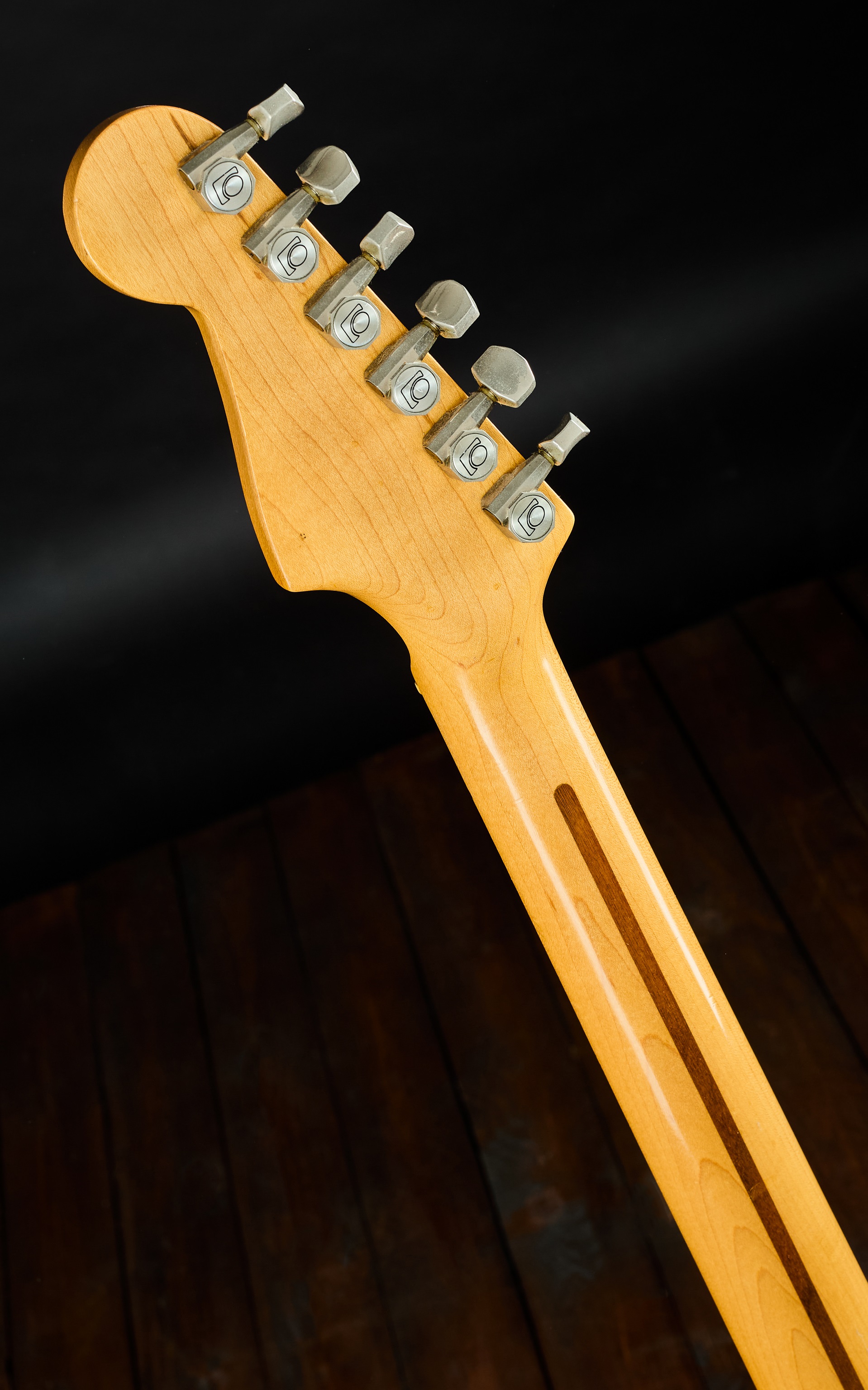 Fernandes 1979 Super Grade Strat 2TB (obrázek 7)