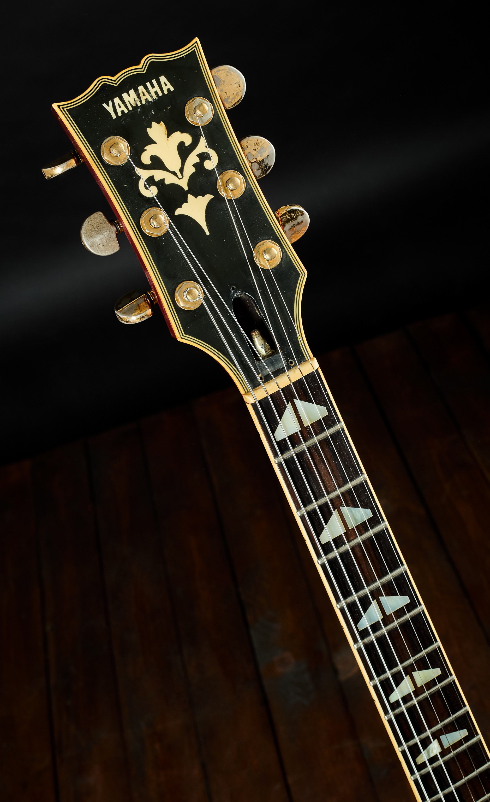 Yamaha 1982 SG-1000 Cherry Burst (obrázek 5)