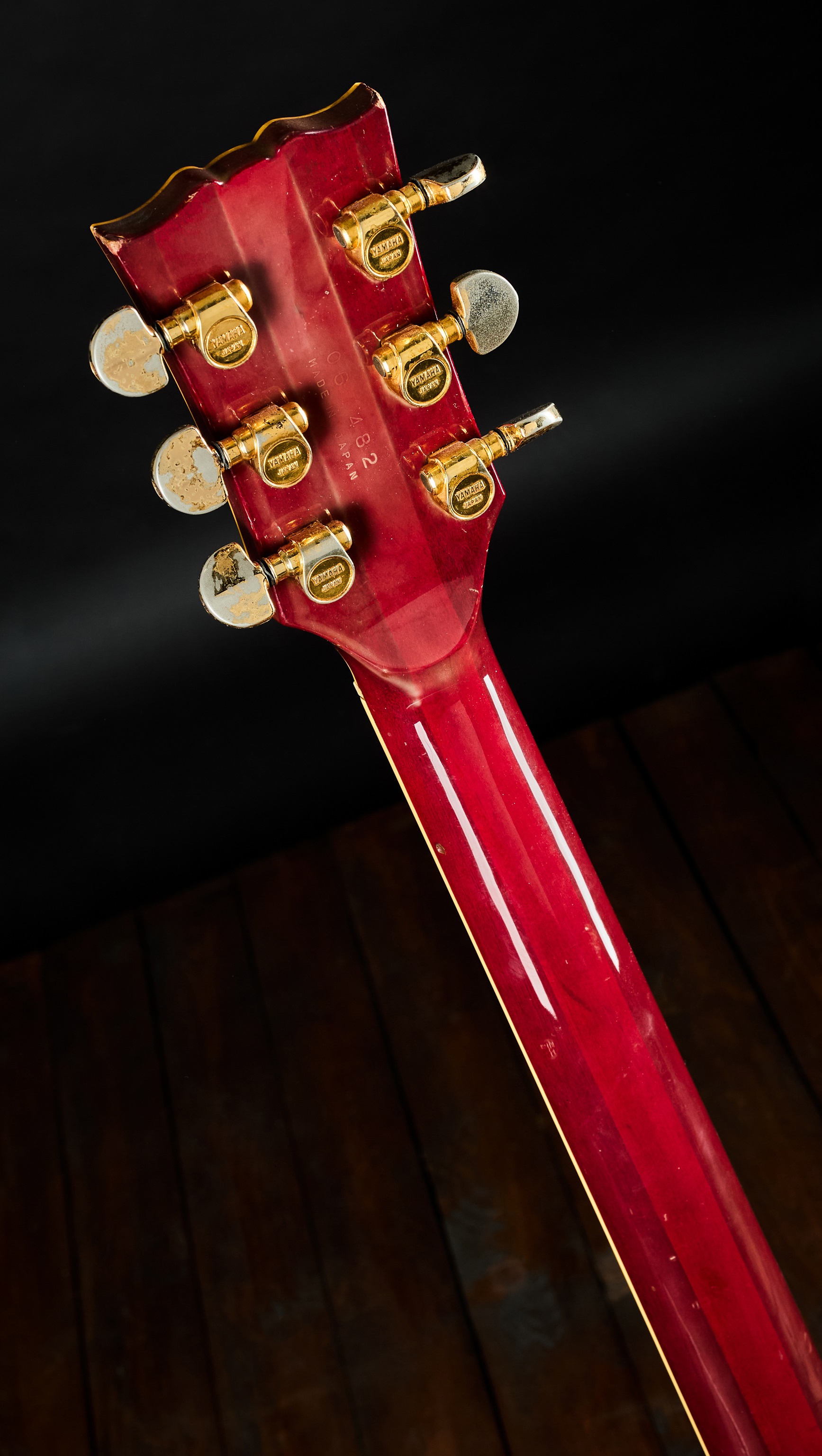 Yamaha 1982 SG-1000 Cherry Burst (obrázek 6)