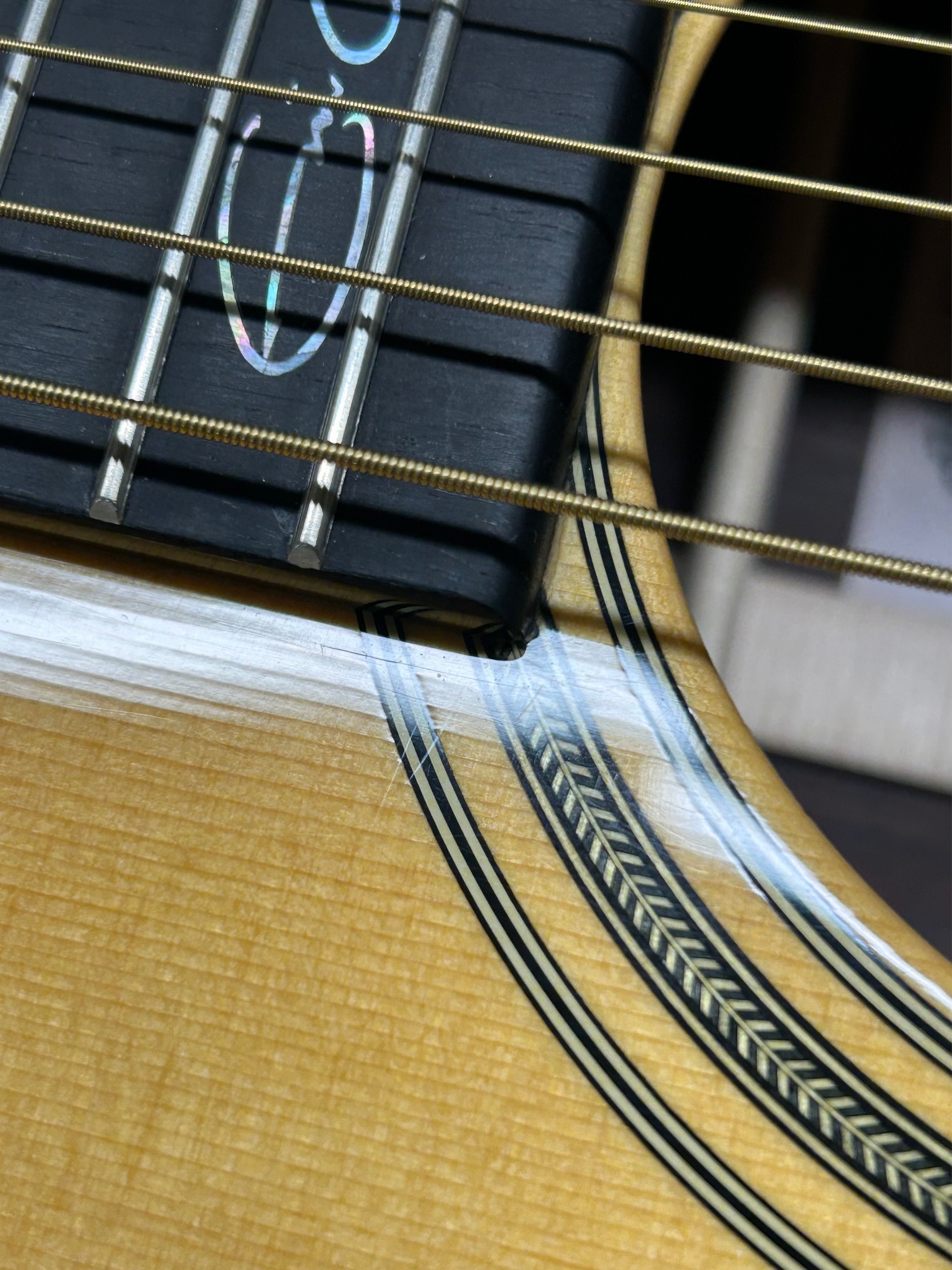 Martin 000-28EC (použité) (obrázek 11)