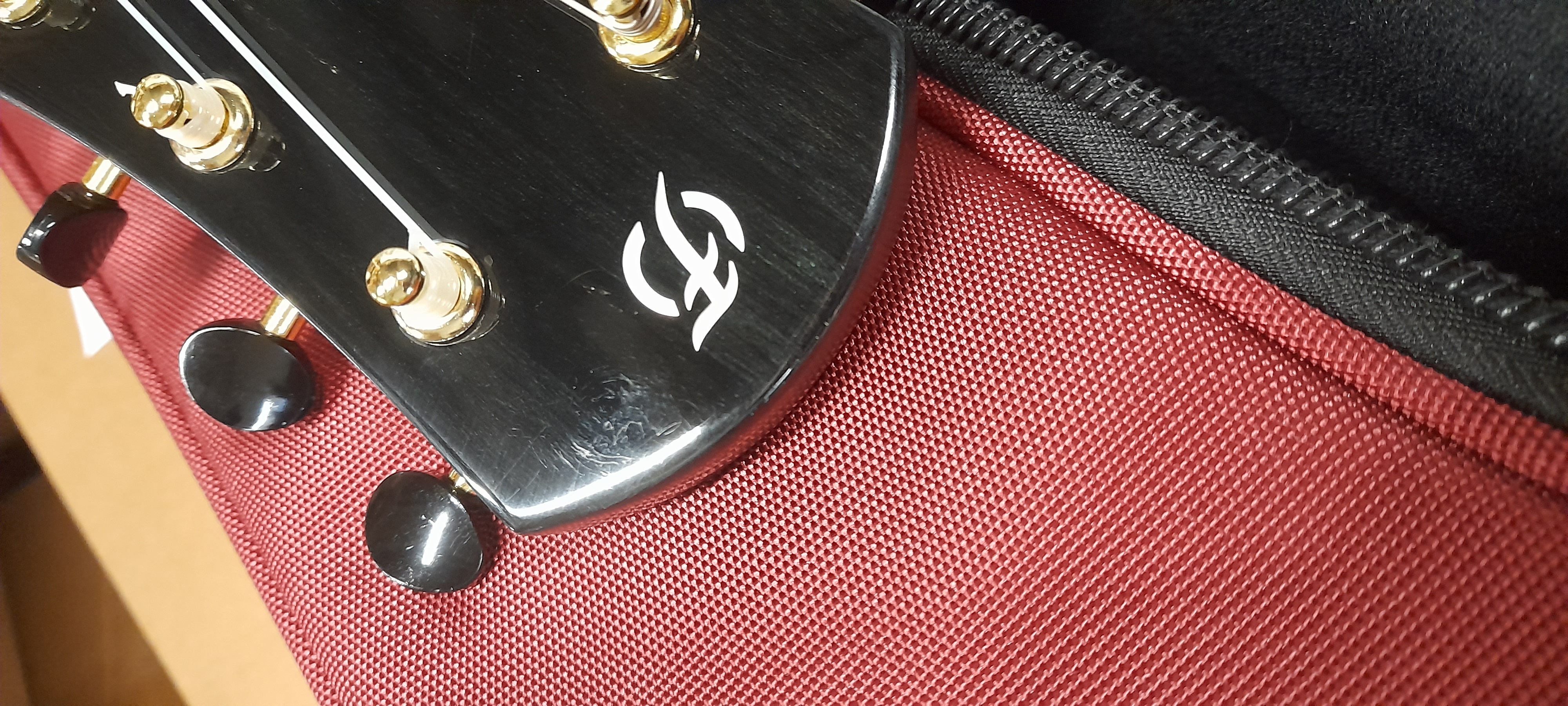 Flight GUT850 Guitarlele (použité) (obrázek 9)