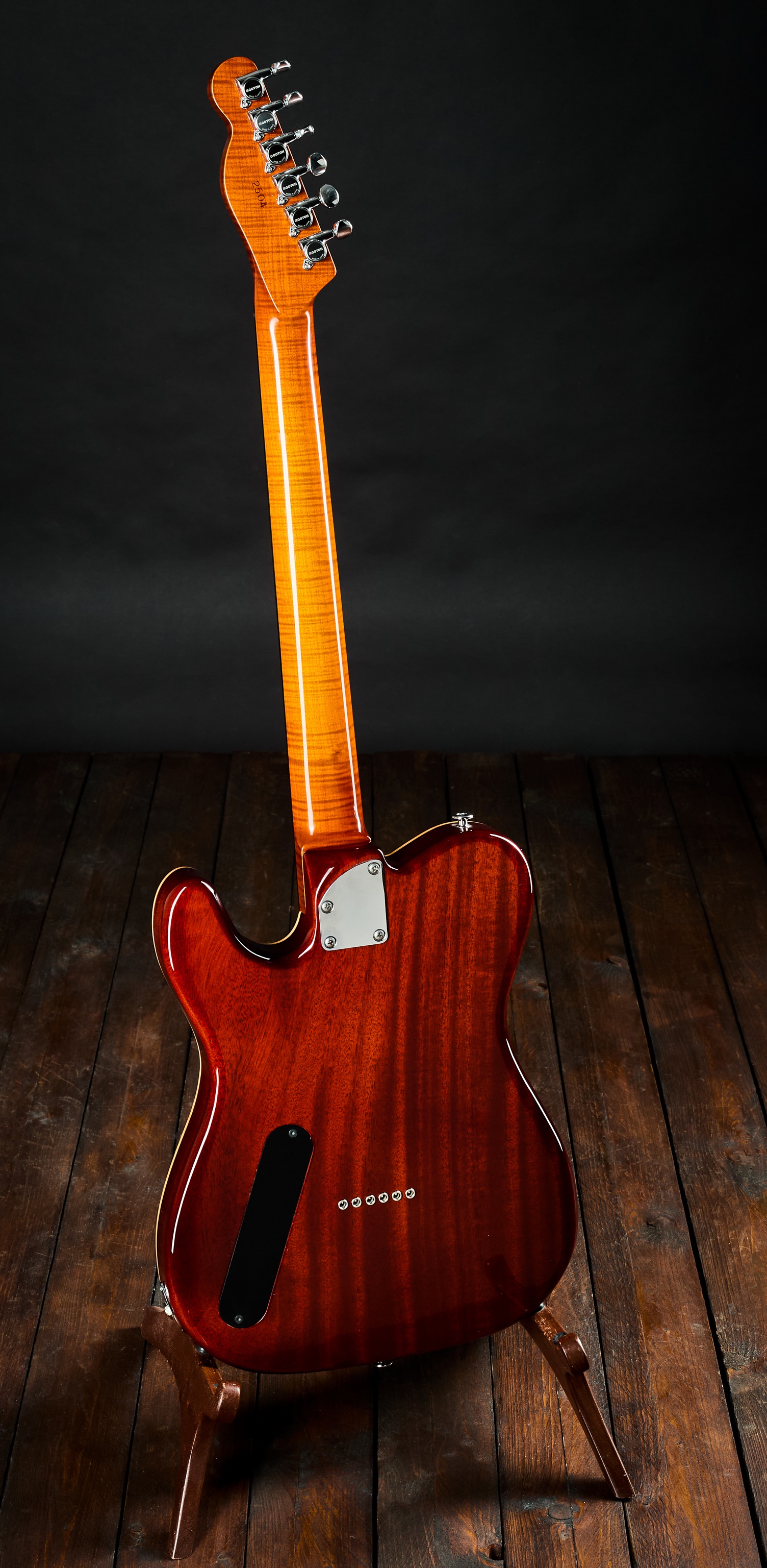 Boldogh 2025 Custom Telecaster Violin Burst (obrázek 3)