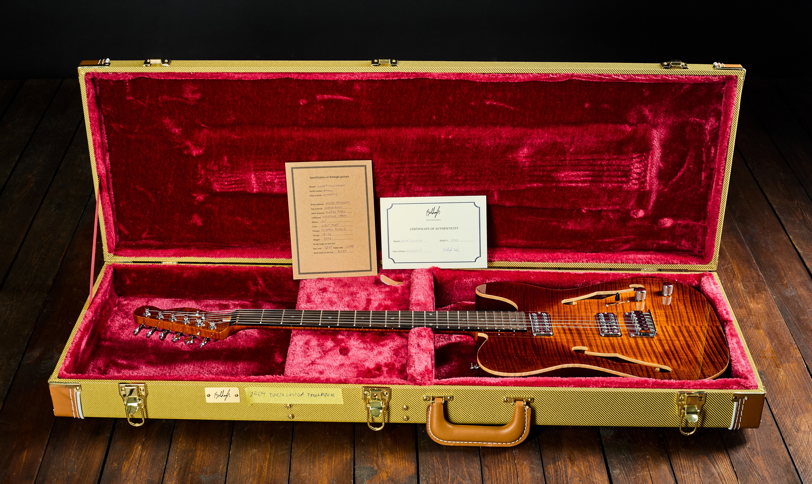 Boldogh 2025 Custom Telecaster Violin Burst (obrázek 8)