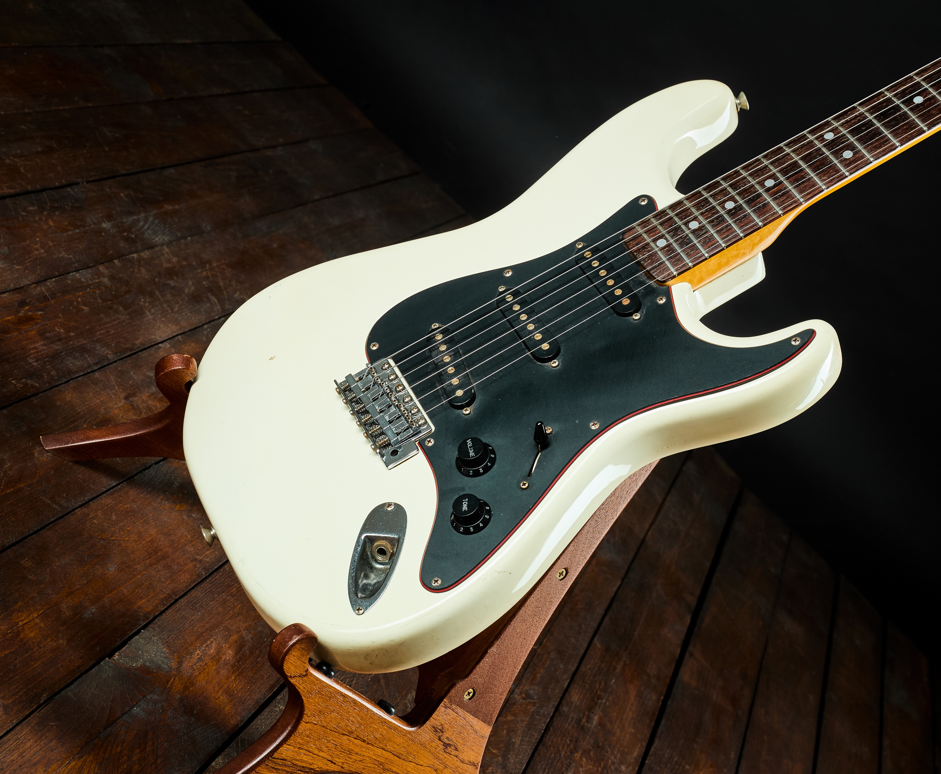 Tokai 1982 Custom Edition Cream (obrázek 4)