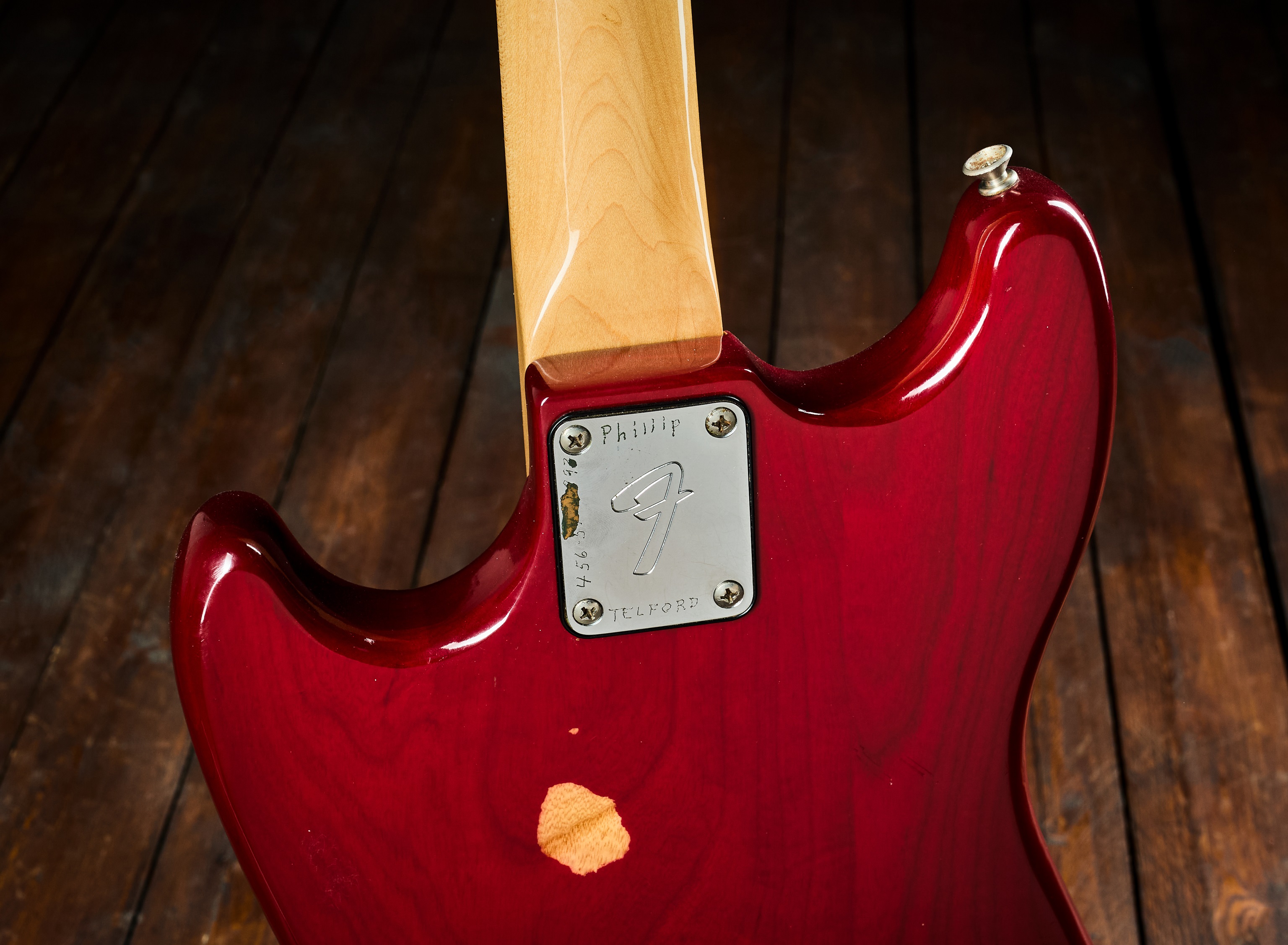 Fender 1980 Musicmaster Bass WR Ash Body (obrázek 5)