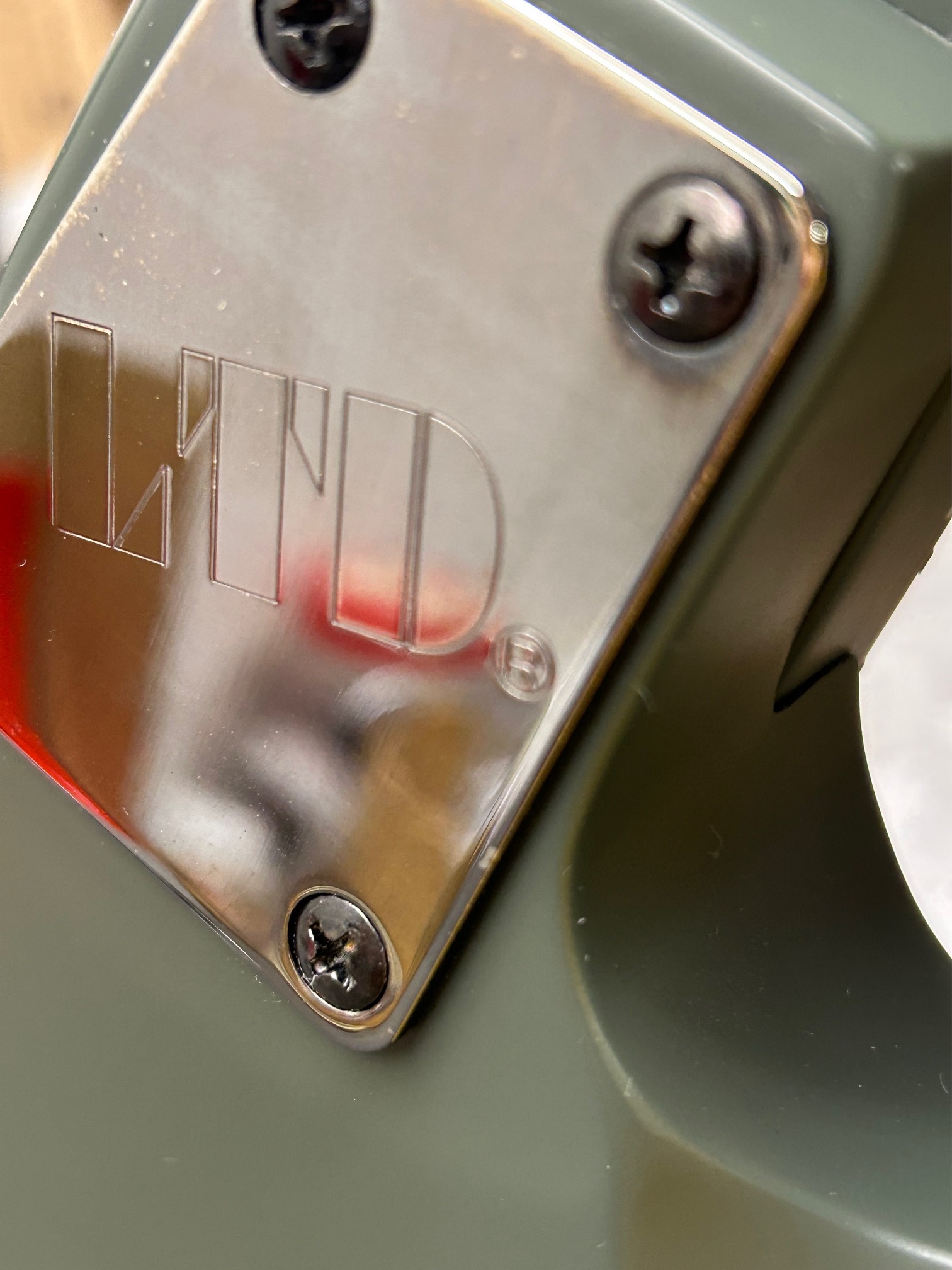 ESP LTD MAX-200 RPR MG (použité) (obrázek 9)