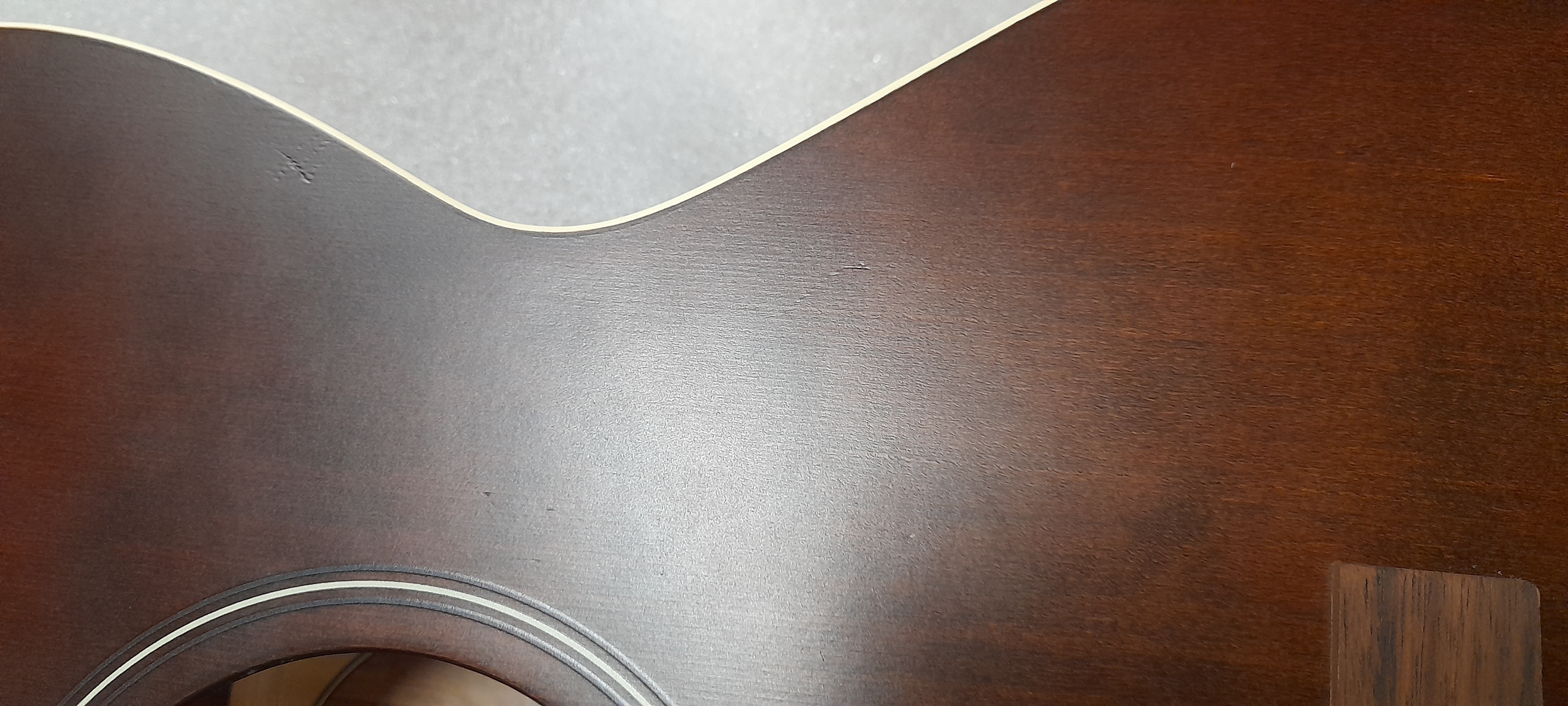 Art & Lutherie Legacy Bourbon Burst (použité) (obrázek 6)