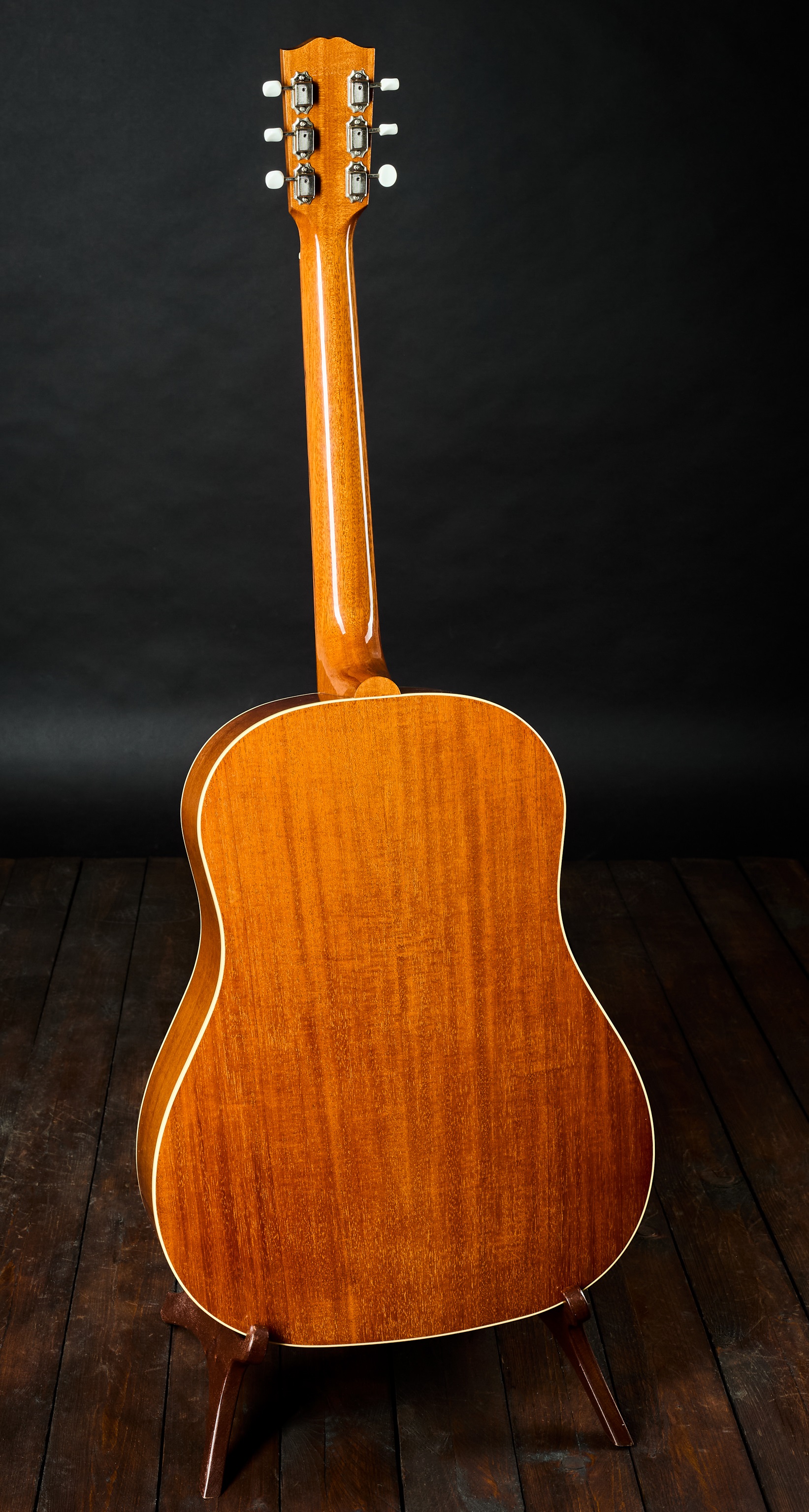 Gibson 2014 J35 Antique Natural (obrázek 3)
