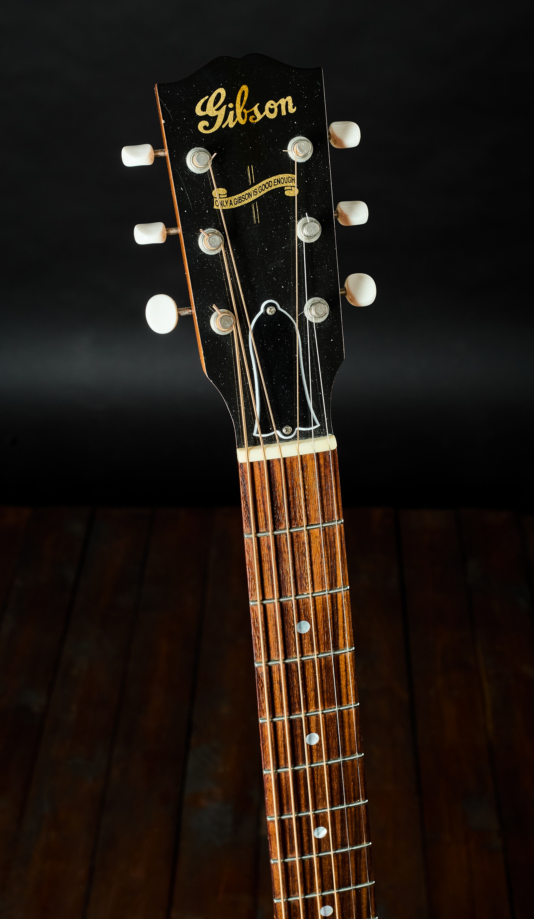 Gibson 2014 J35 Antique Natural (obrázek 5)